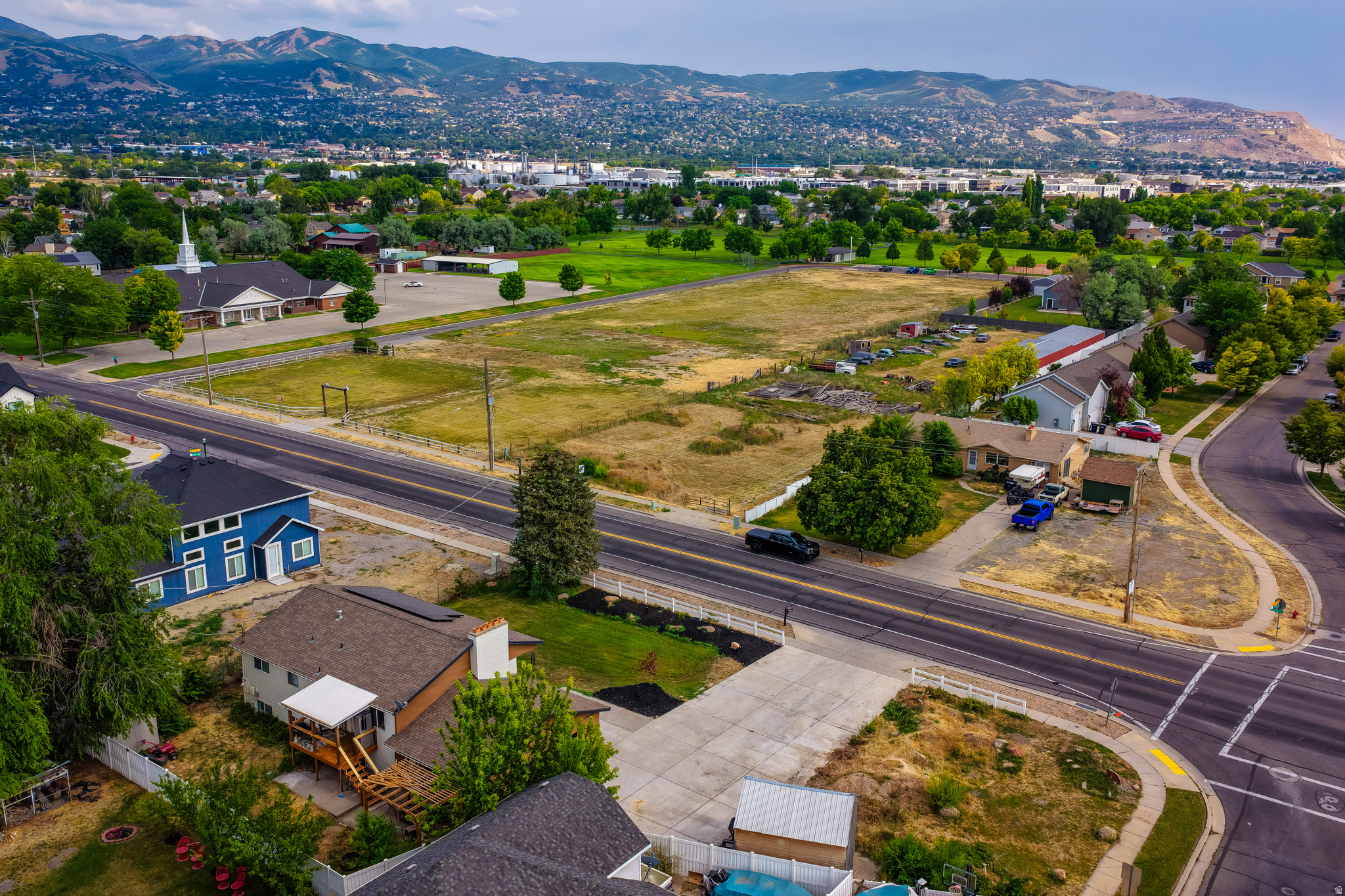 main property photo 26