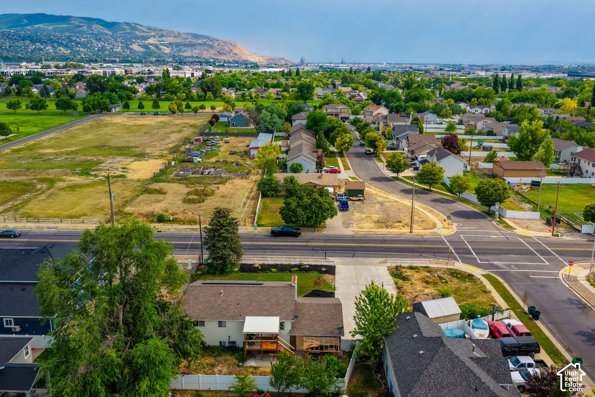 main property photo 31