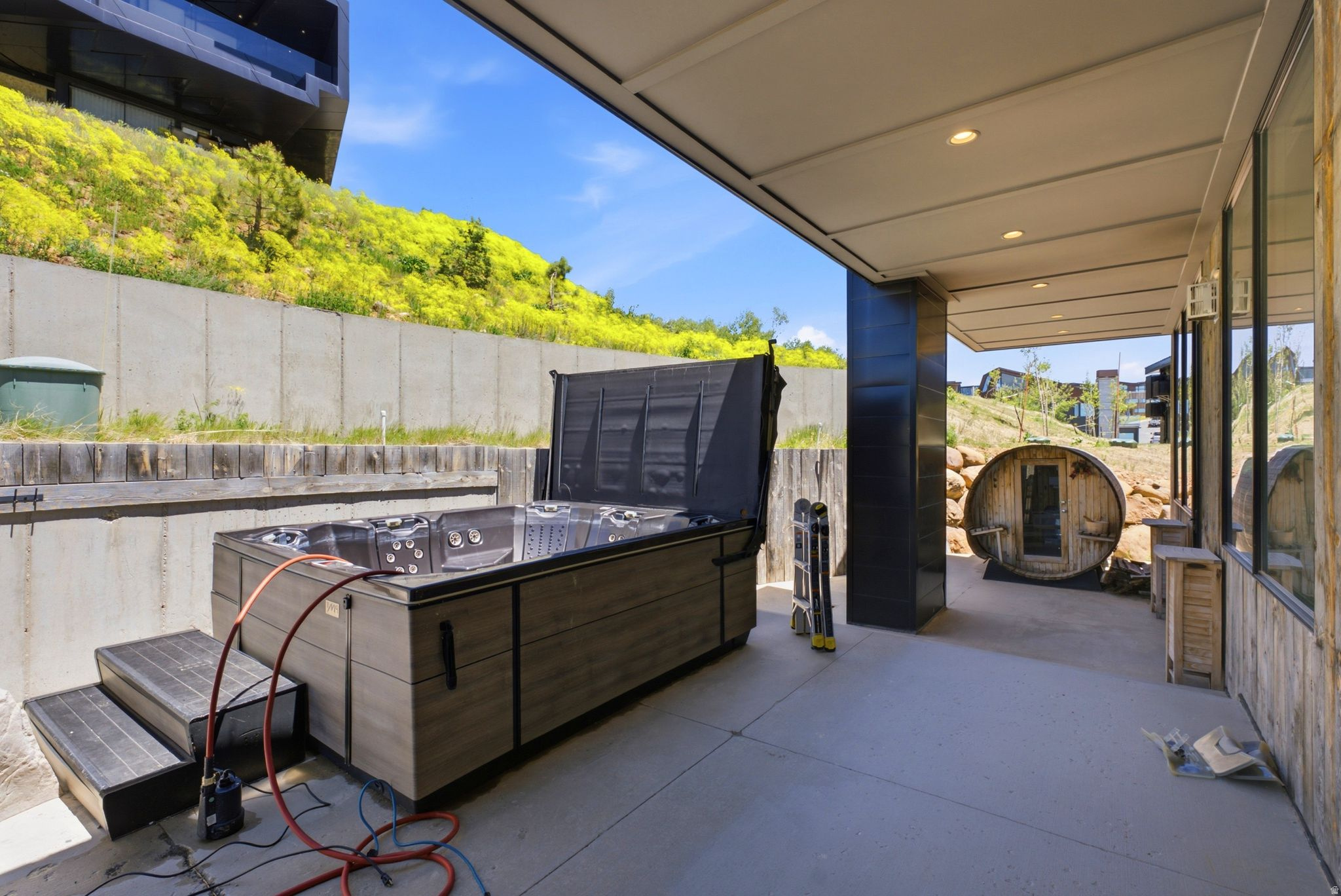 main property photo 46