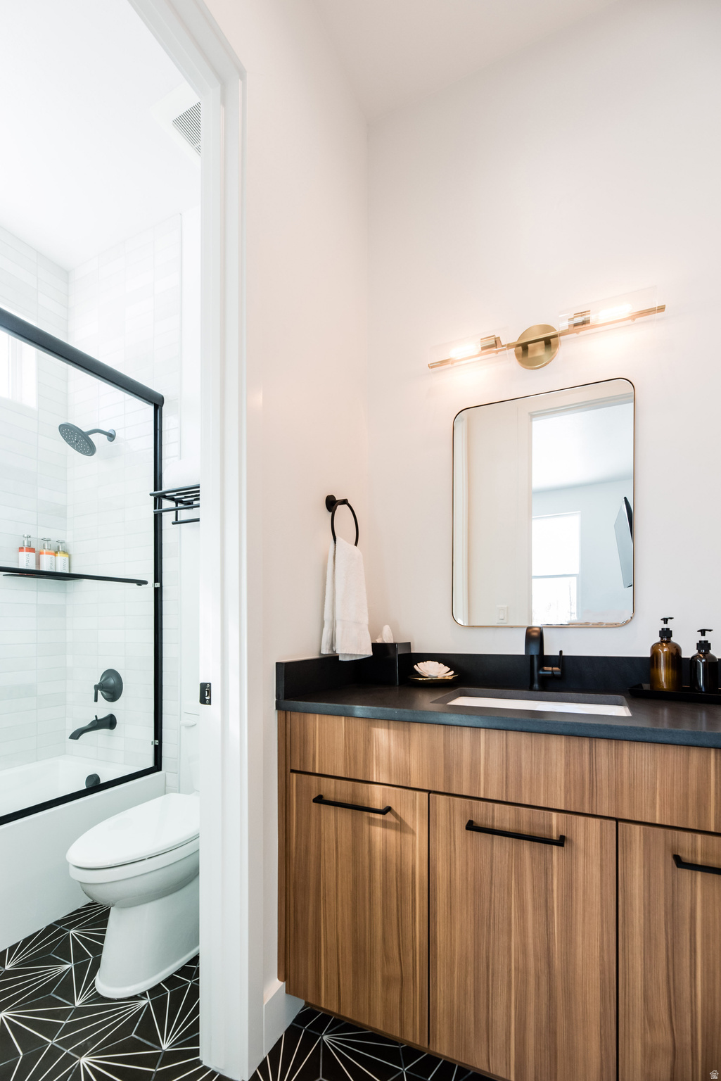 main property photo 77