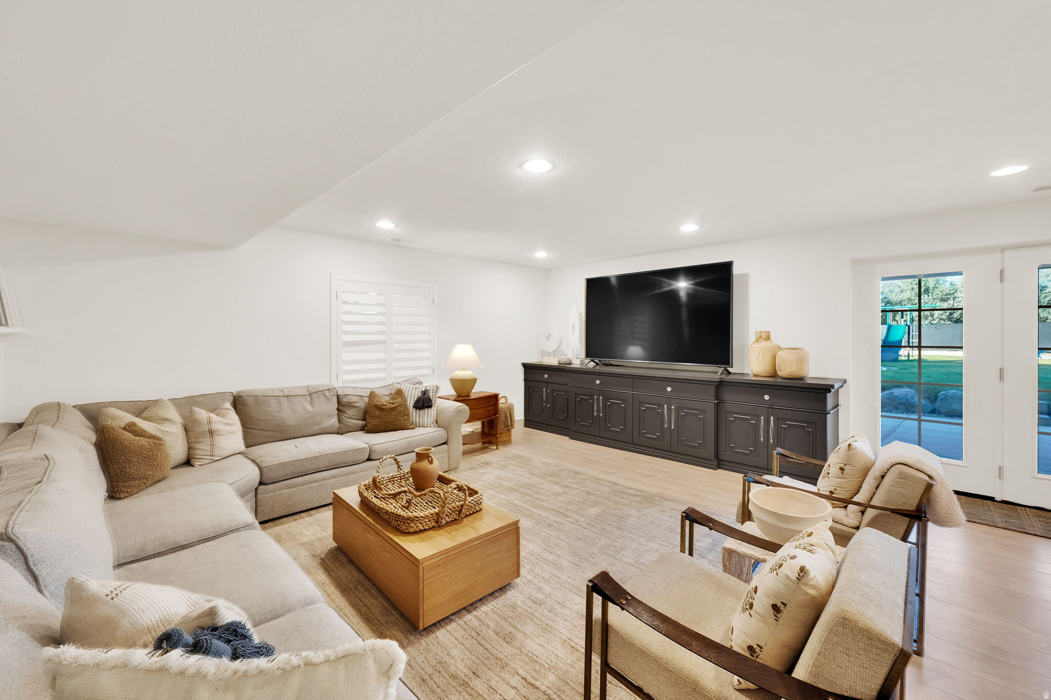 main property photo 71