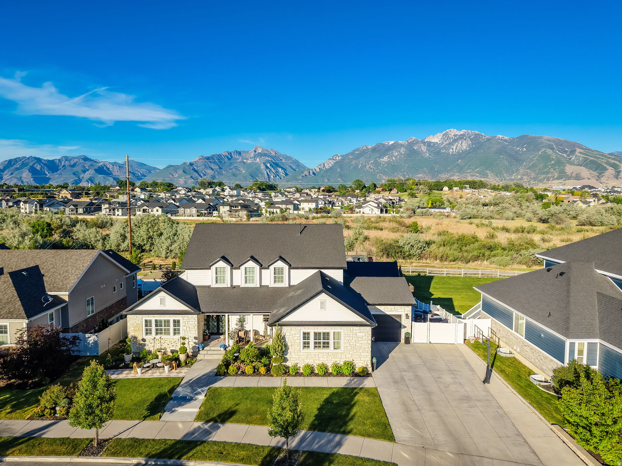 main property photo 80
