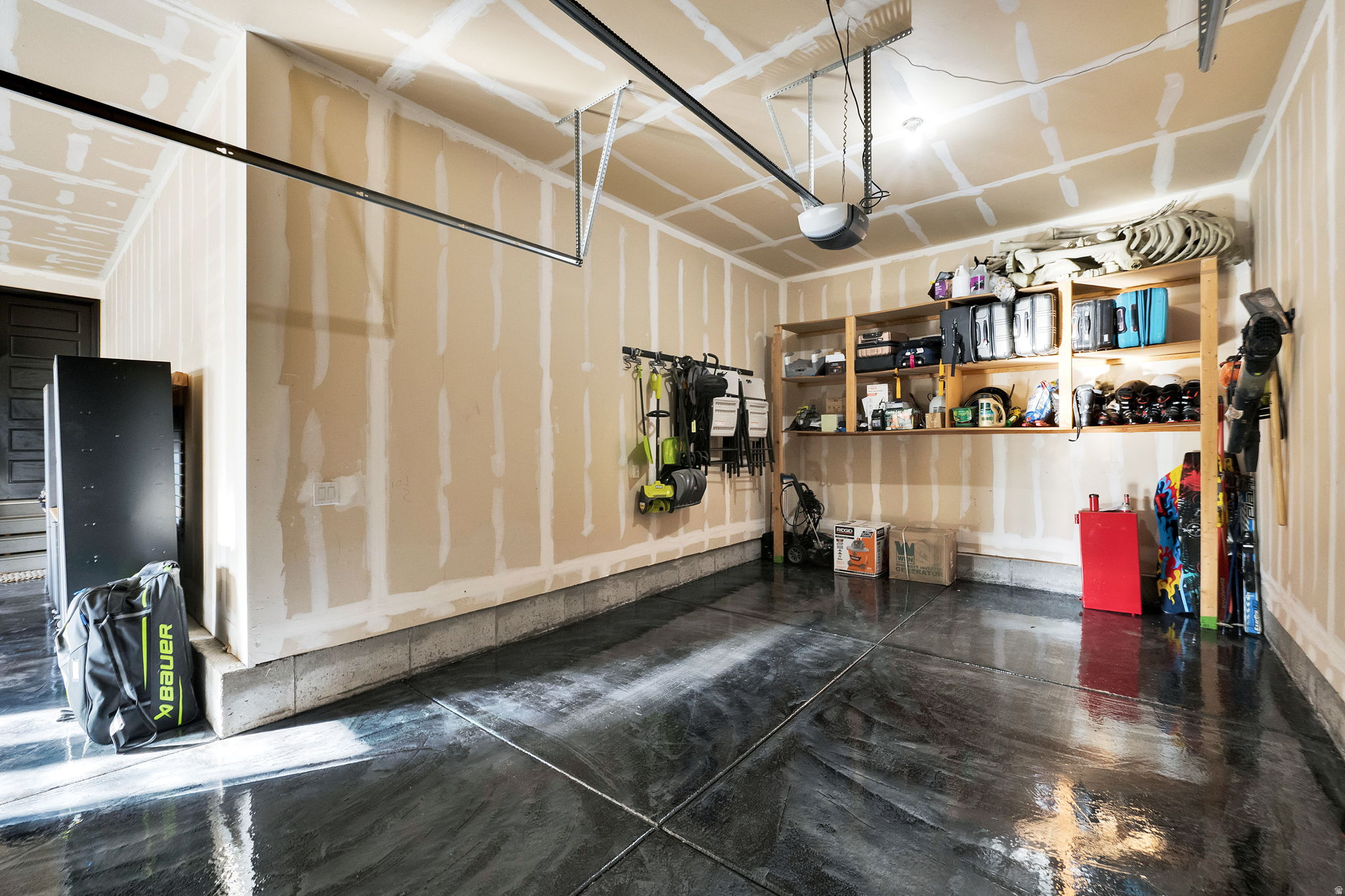 main property photo 81