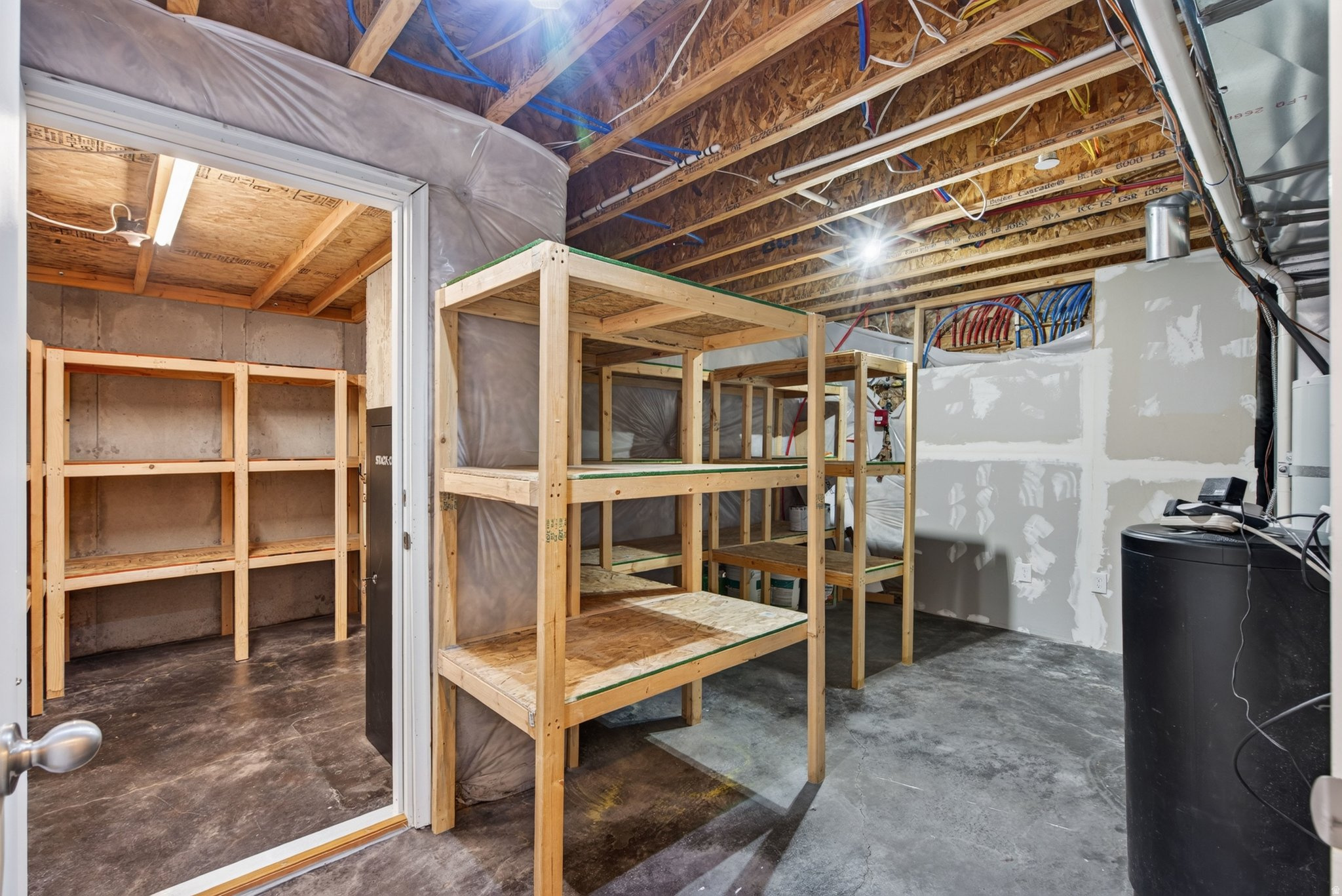 main property photo 34