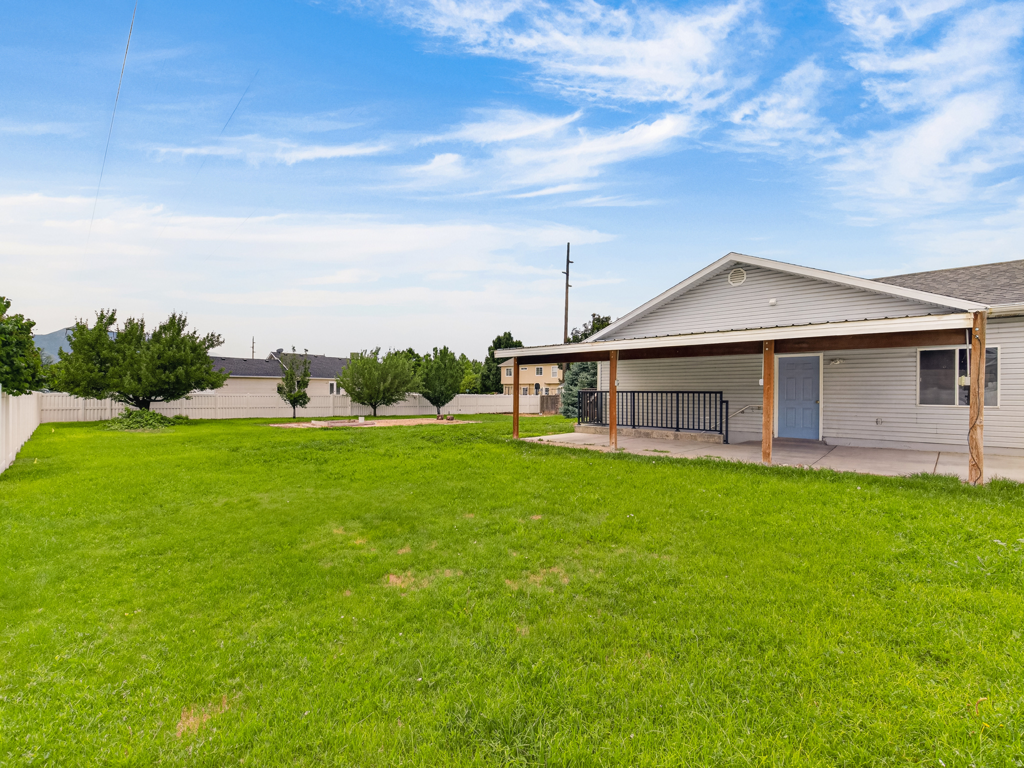 main property photo 44