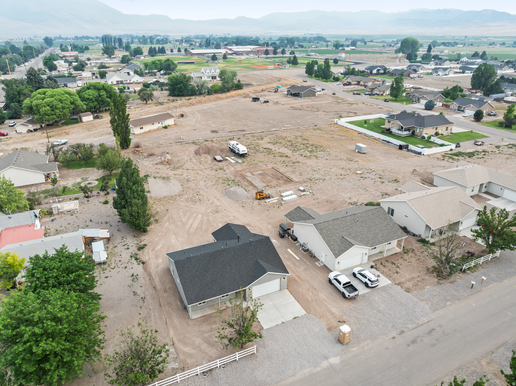 main property photo 54