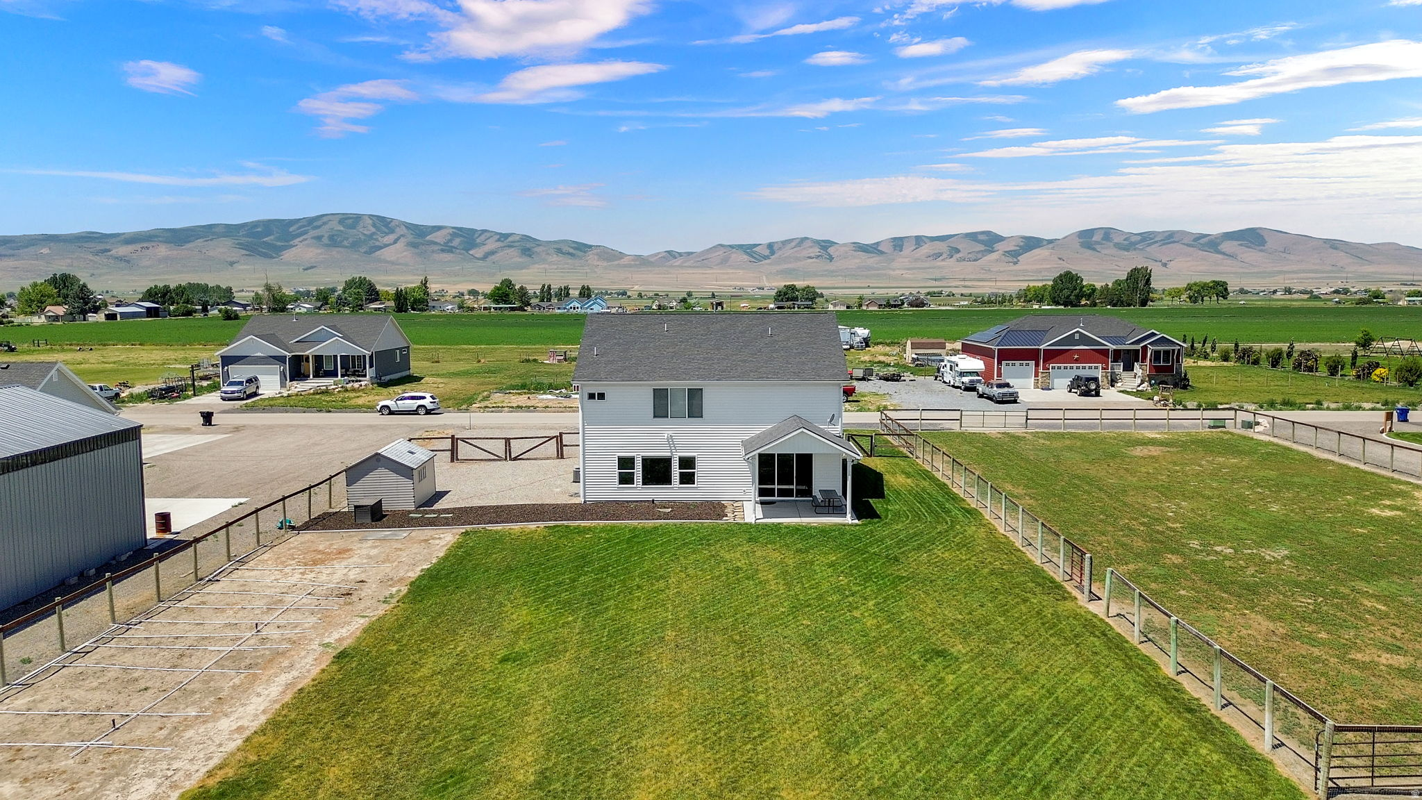main property photo 8