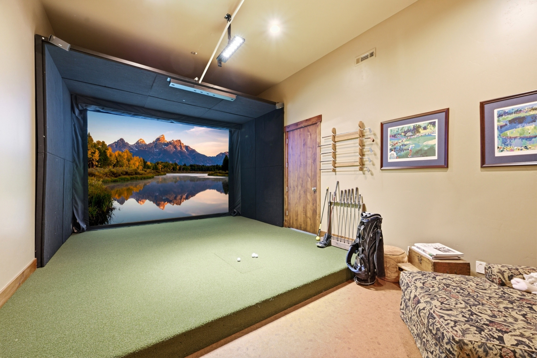 main property photo 38