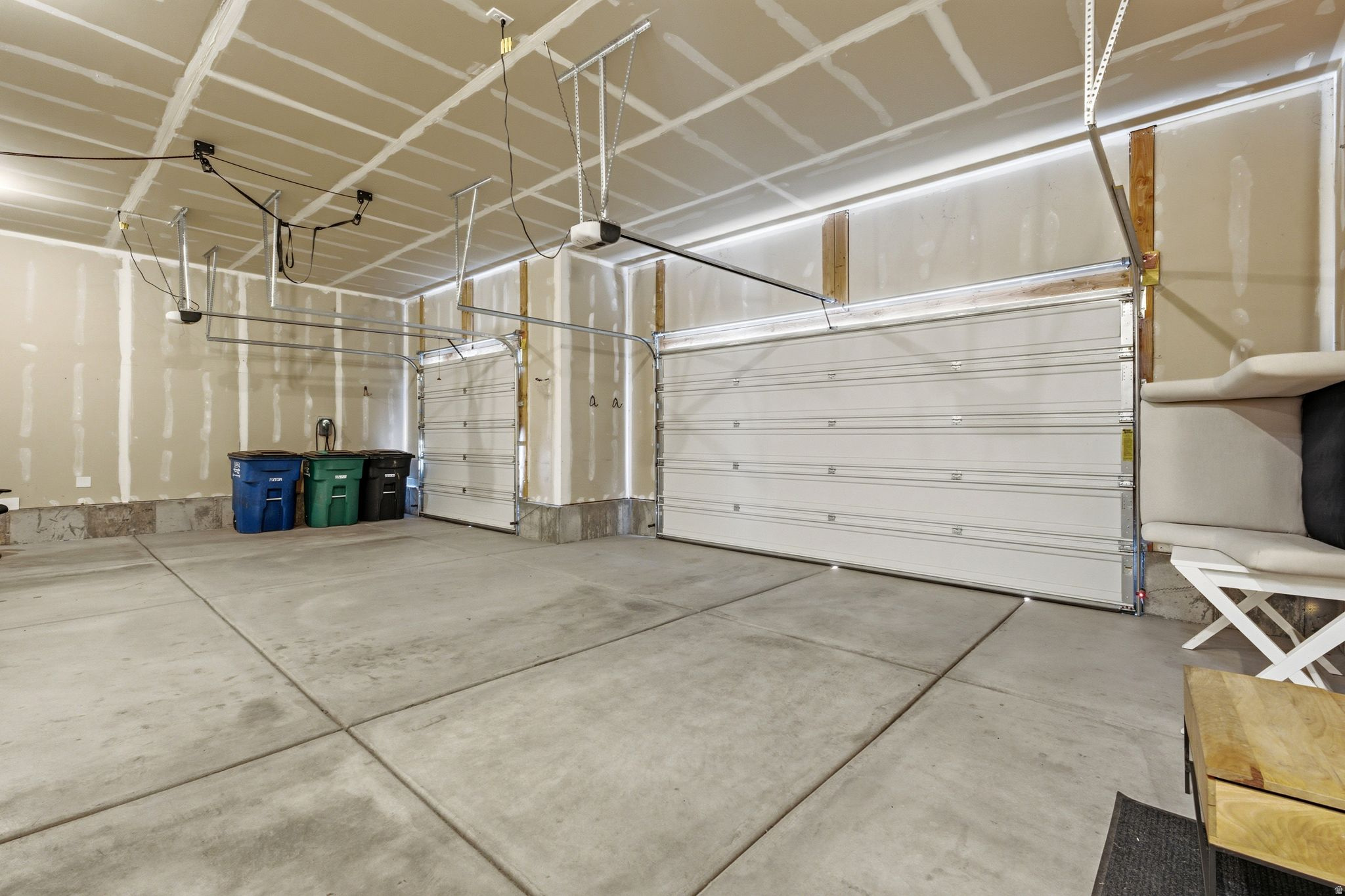 main property photo 75