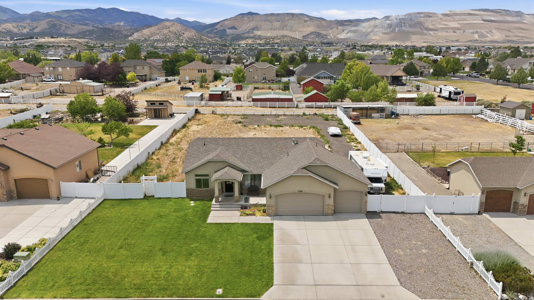 main property photo 51