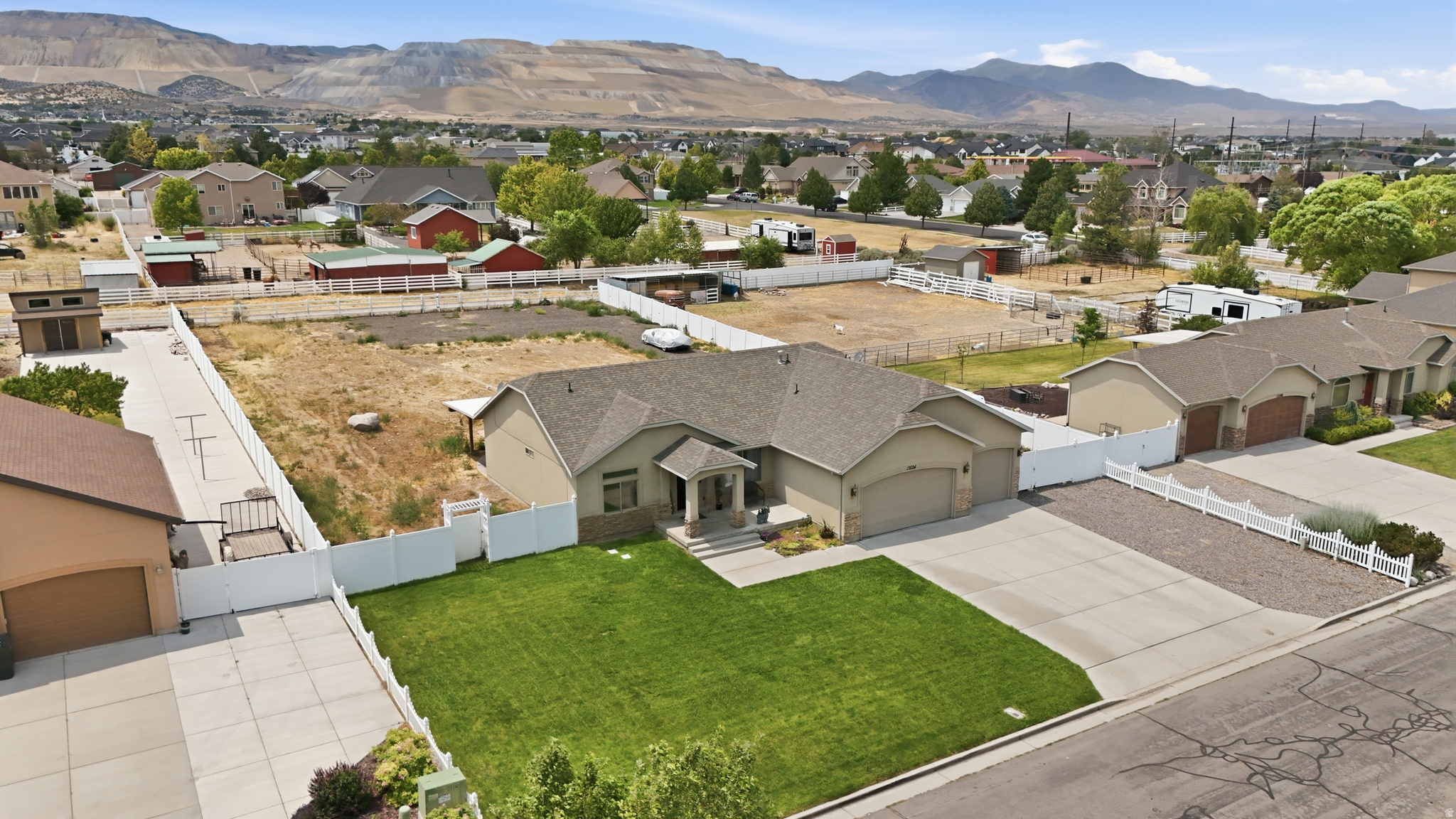 main property photo 52