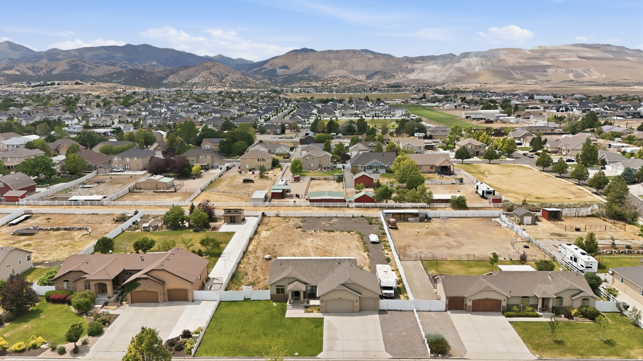 main property photo 54