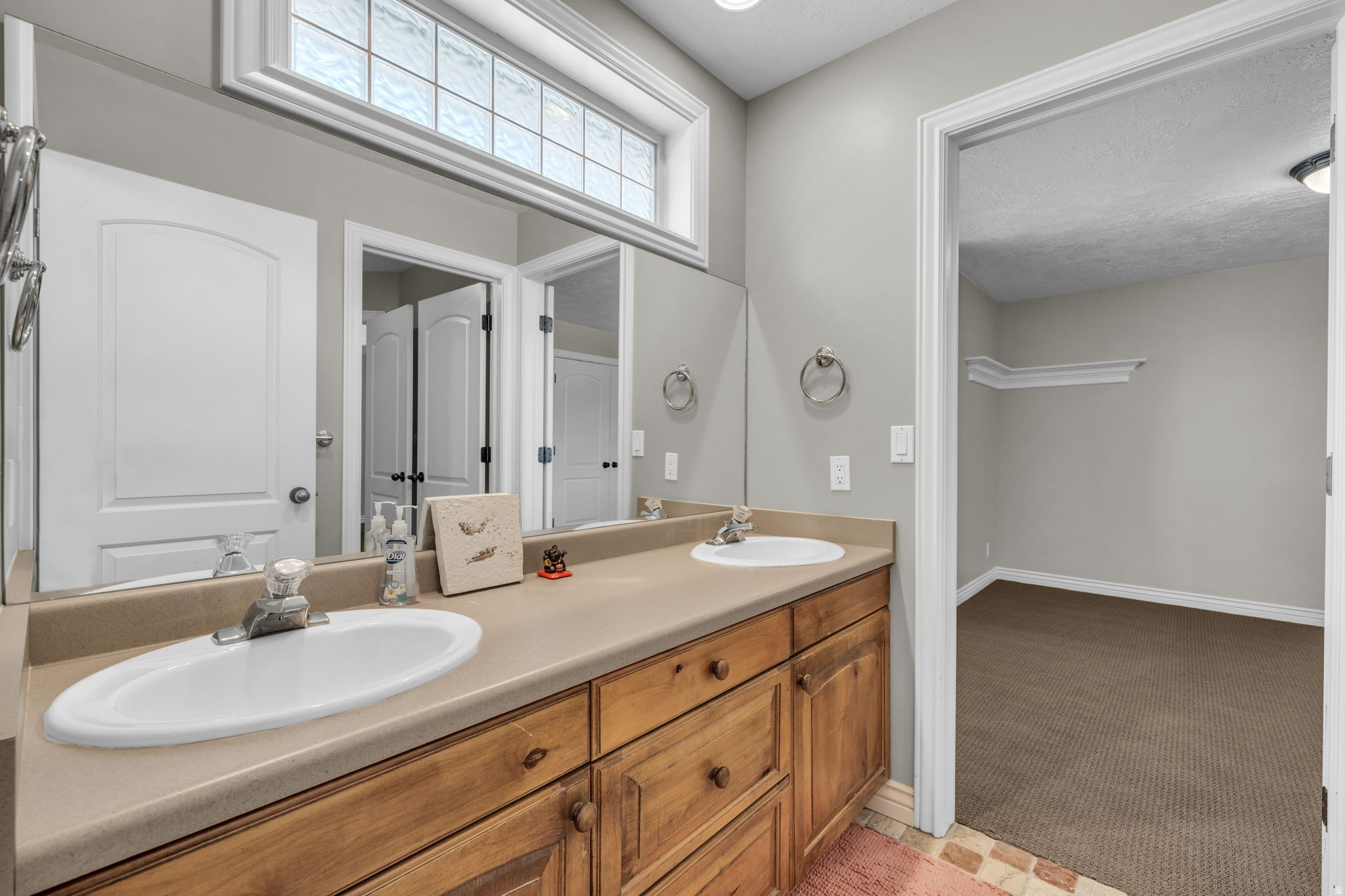 main property photo 51
