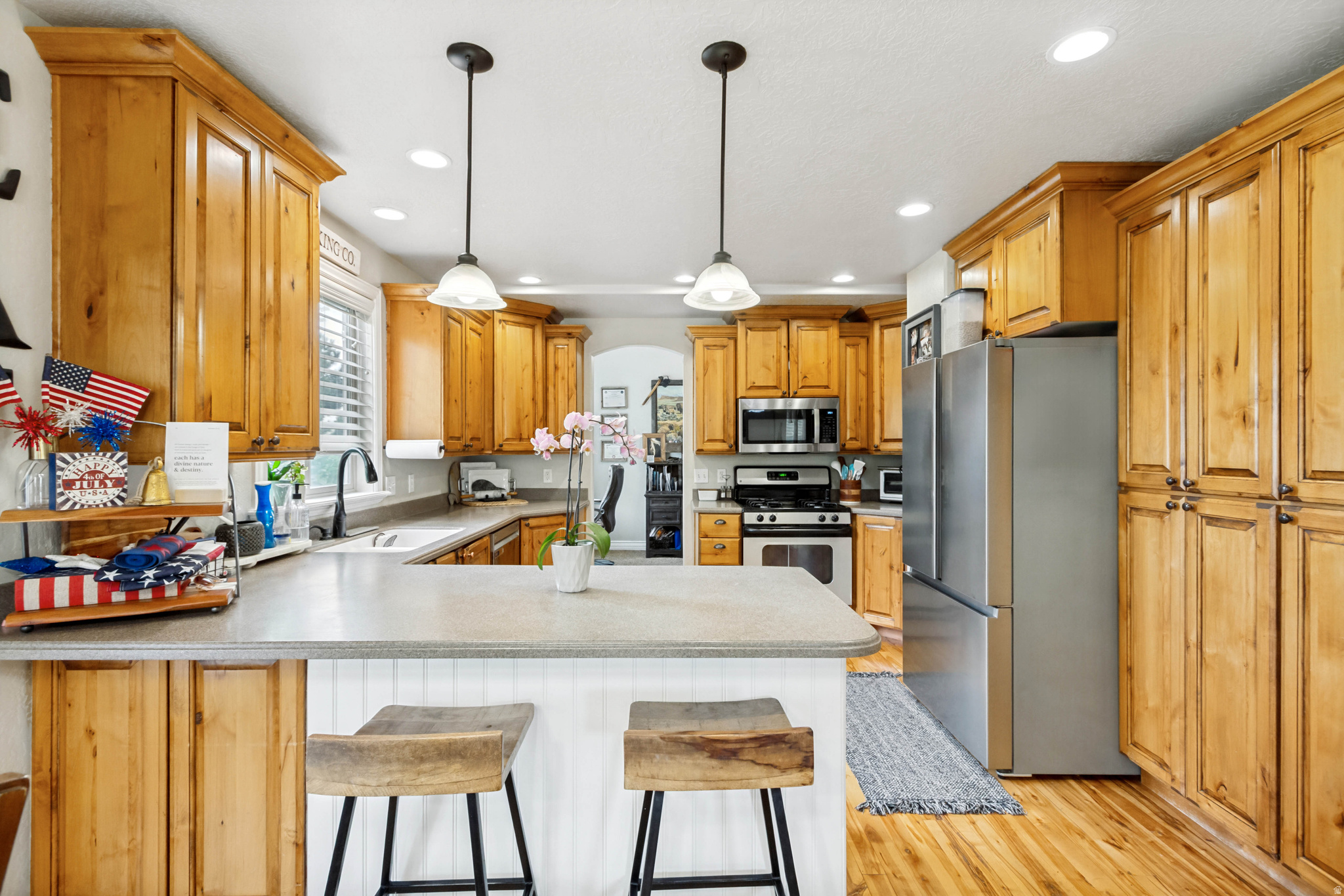 main property photo 16