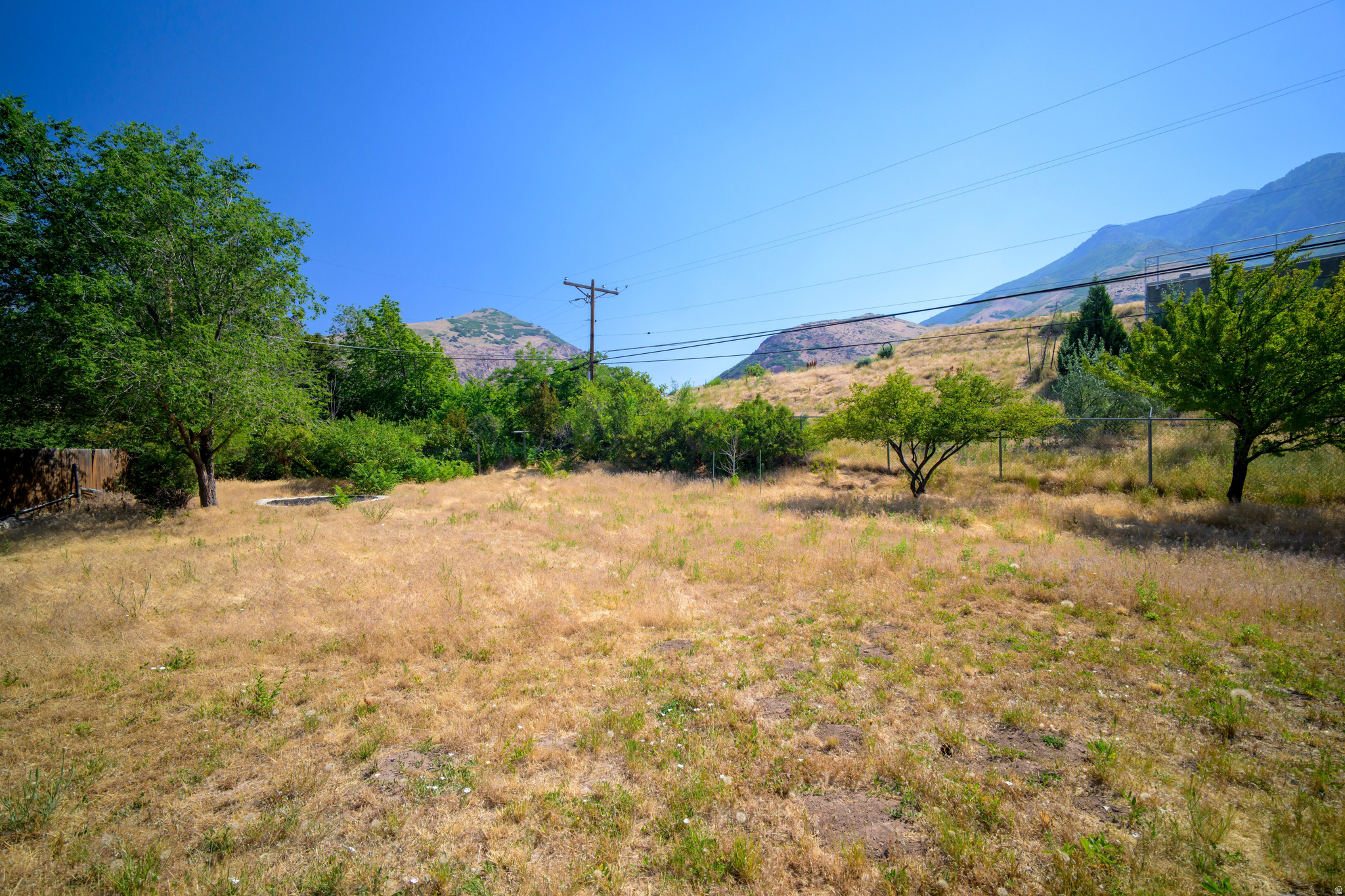 main property photo 20