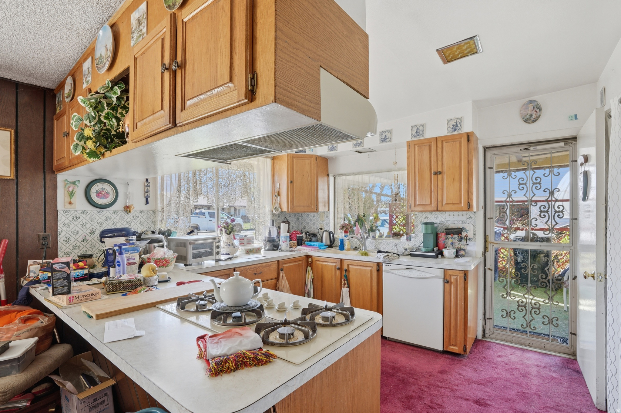 main property photo 9
