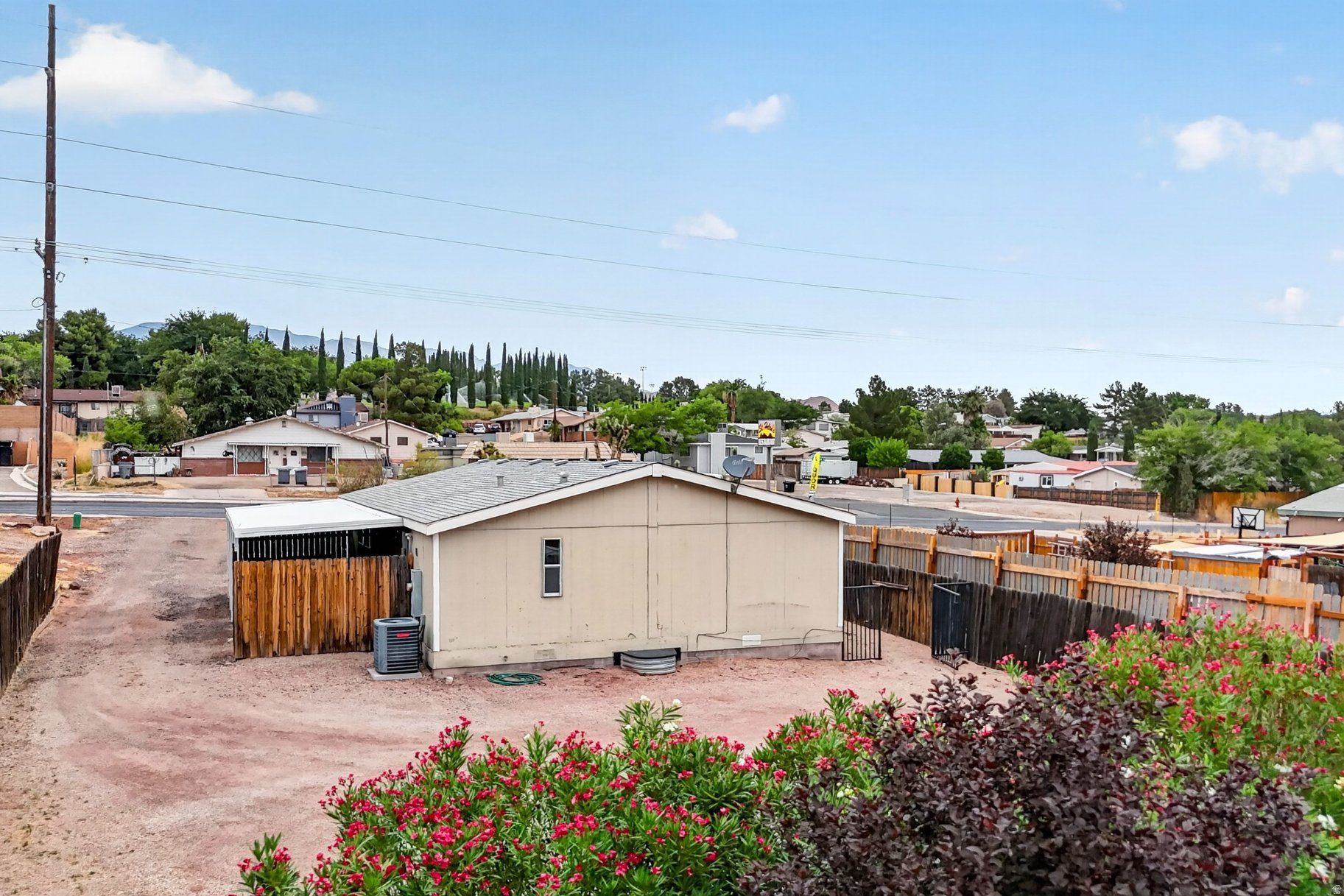 main property photo 29