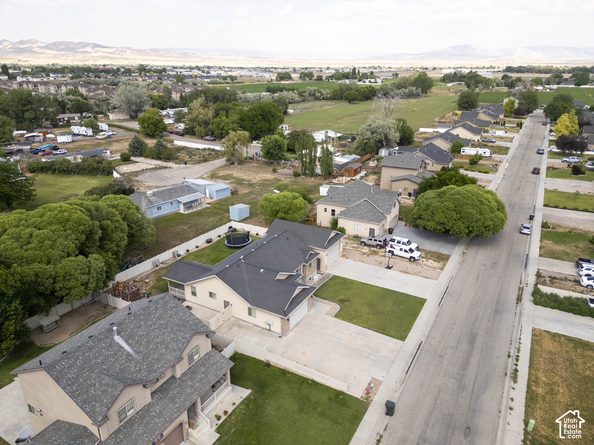 main property photo 52