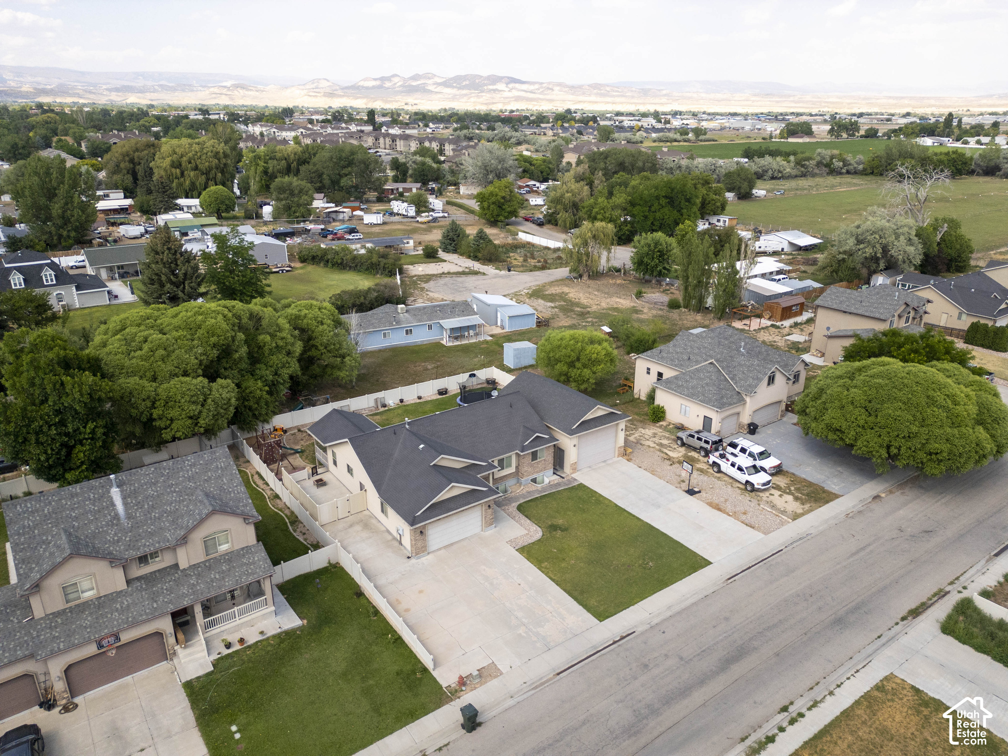 main property photo 53