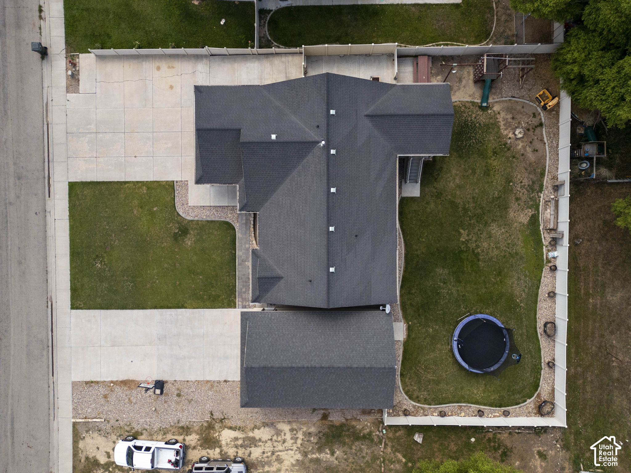 main property photo 54
