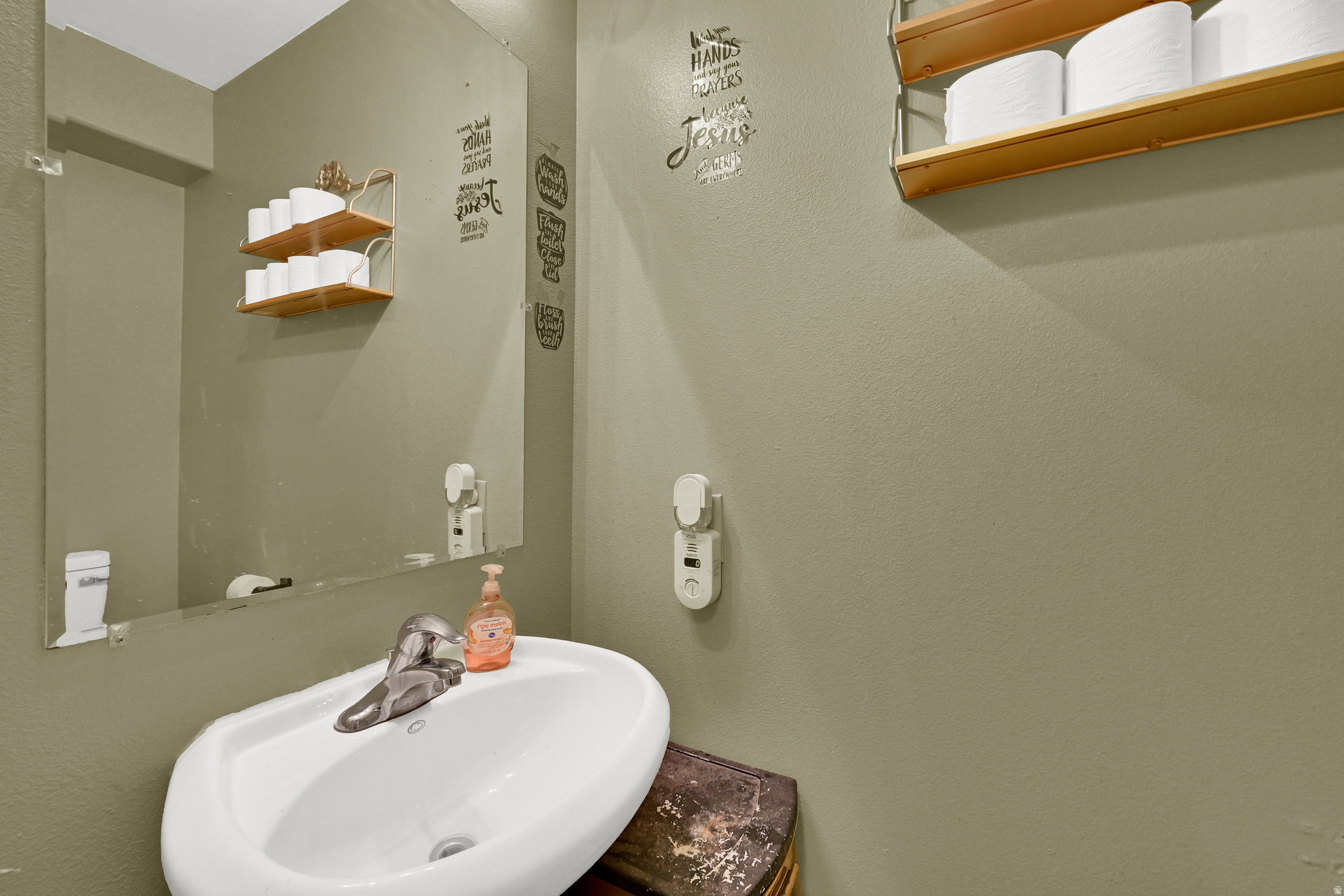 main property photo 6