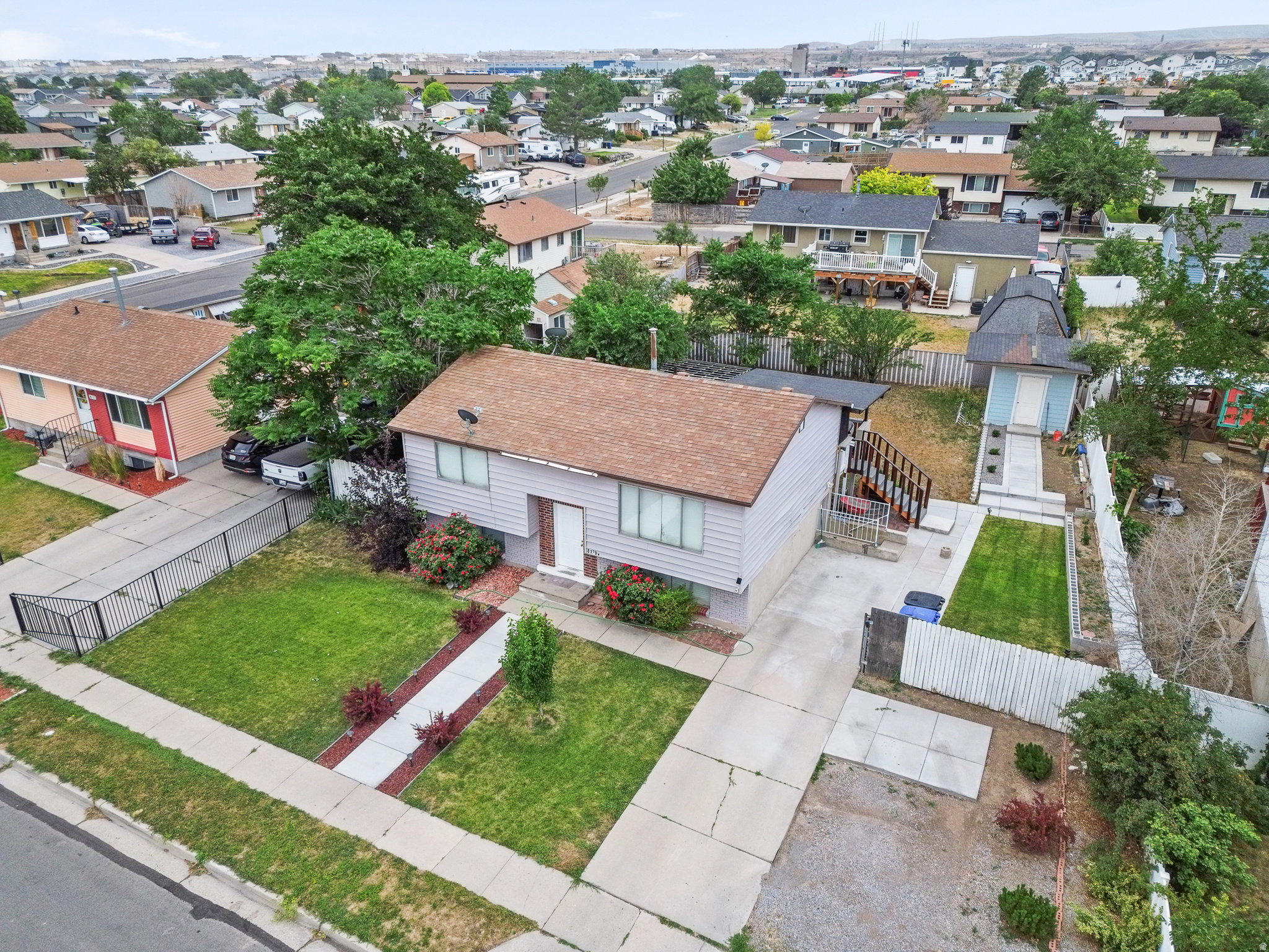 main property photo 3