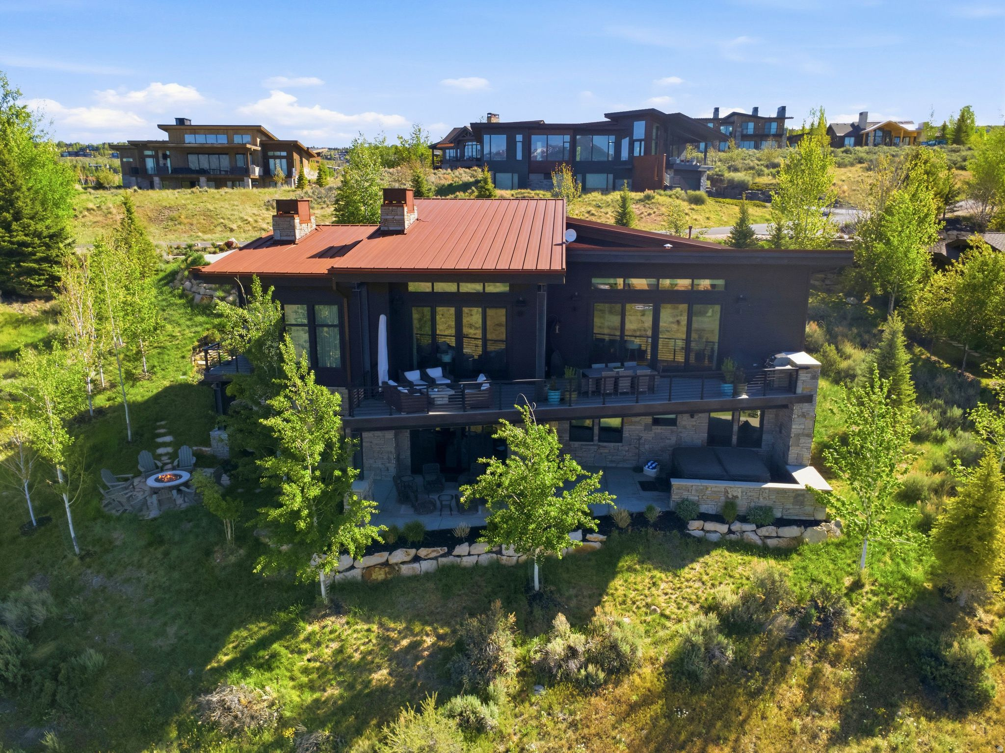 main property photo 0