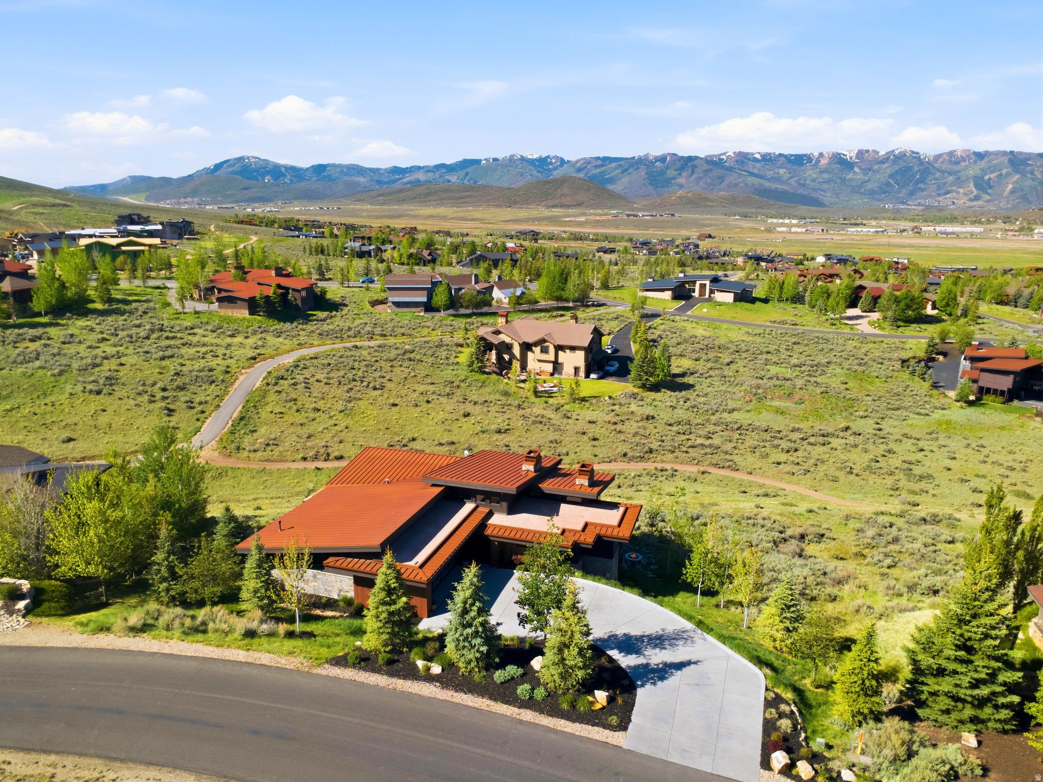 main property photo 3