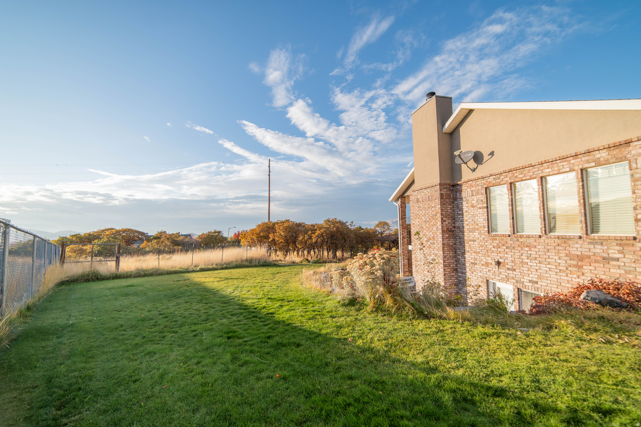main property photo 36