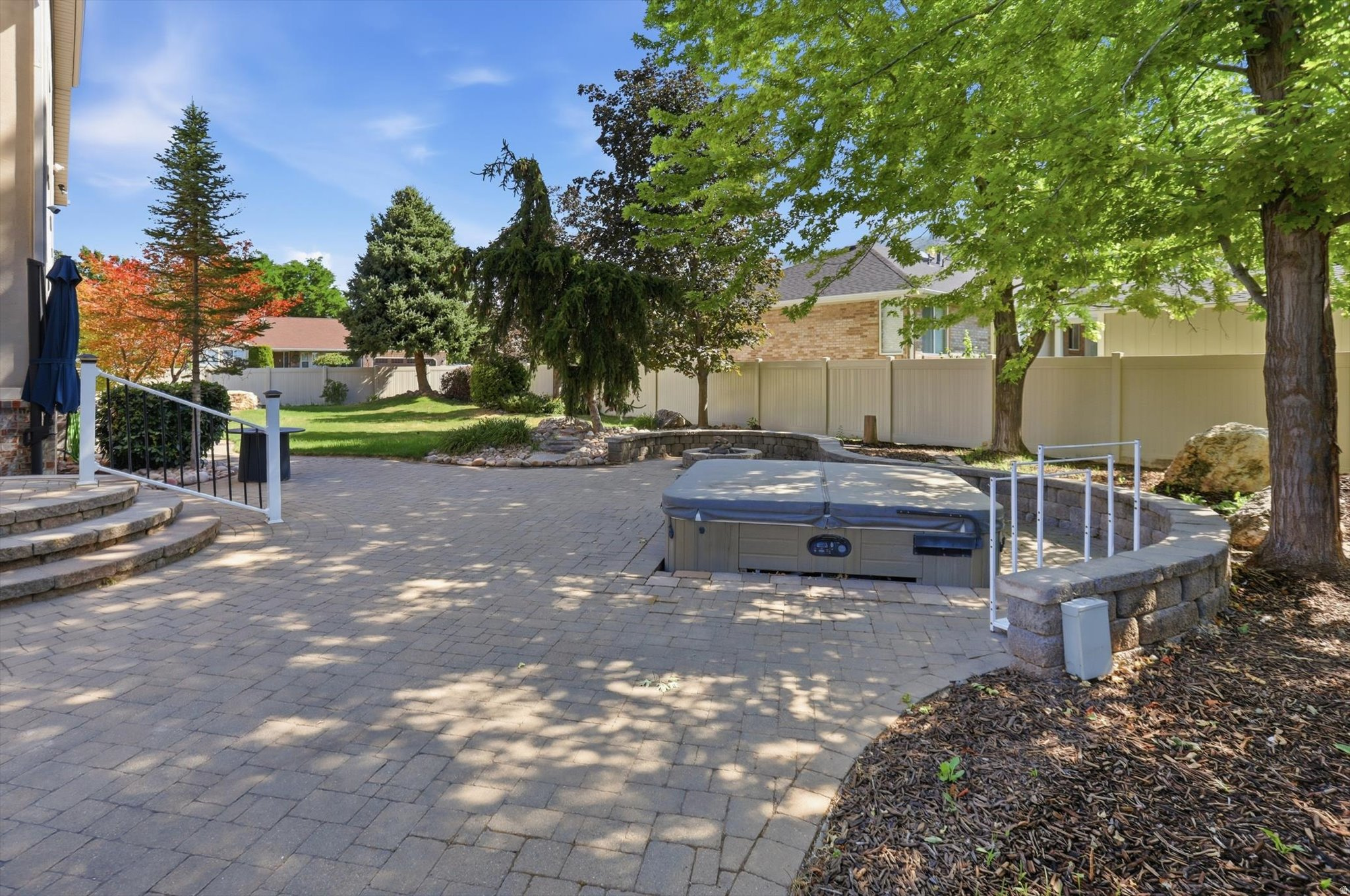 main property photo 51