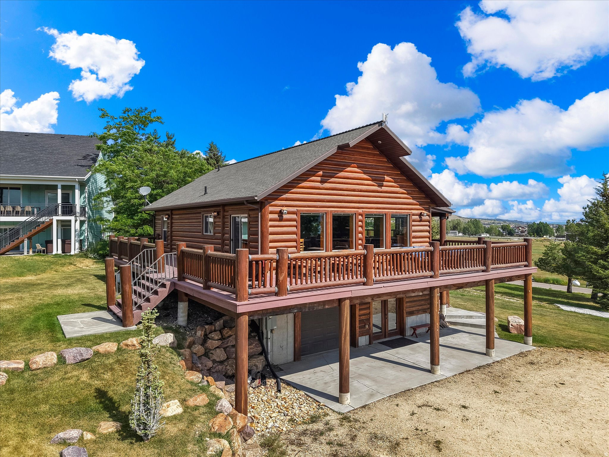 main property photo 12