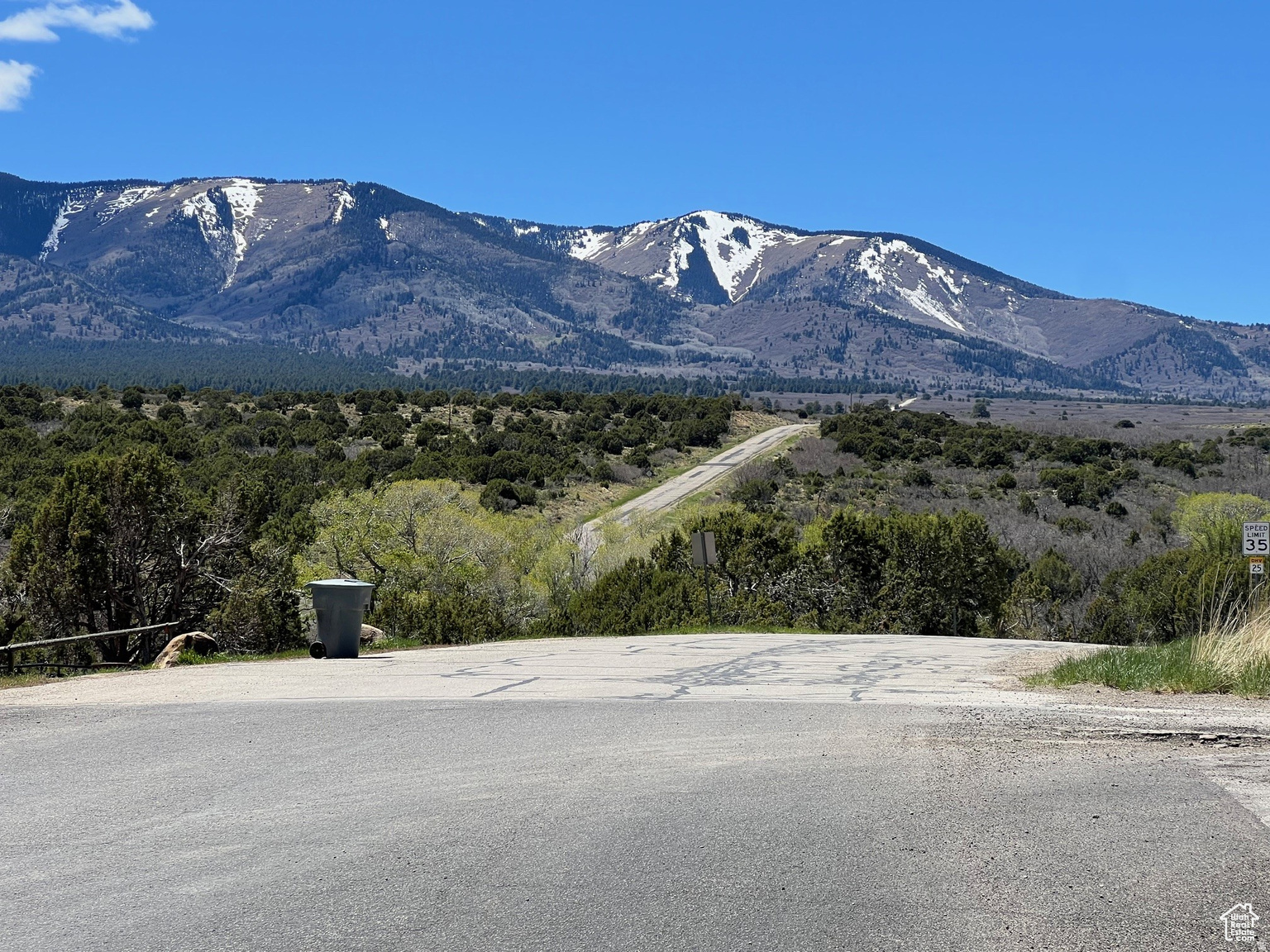 main property photo 0