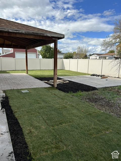 main property photo 35