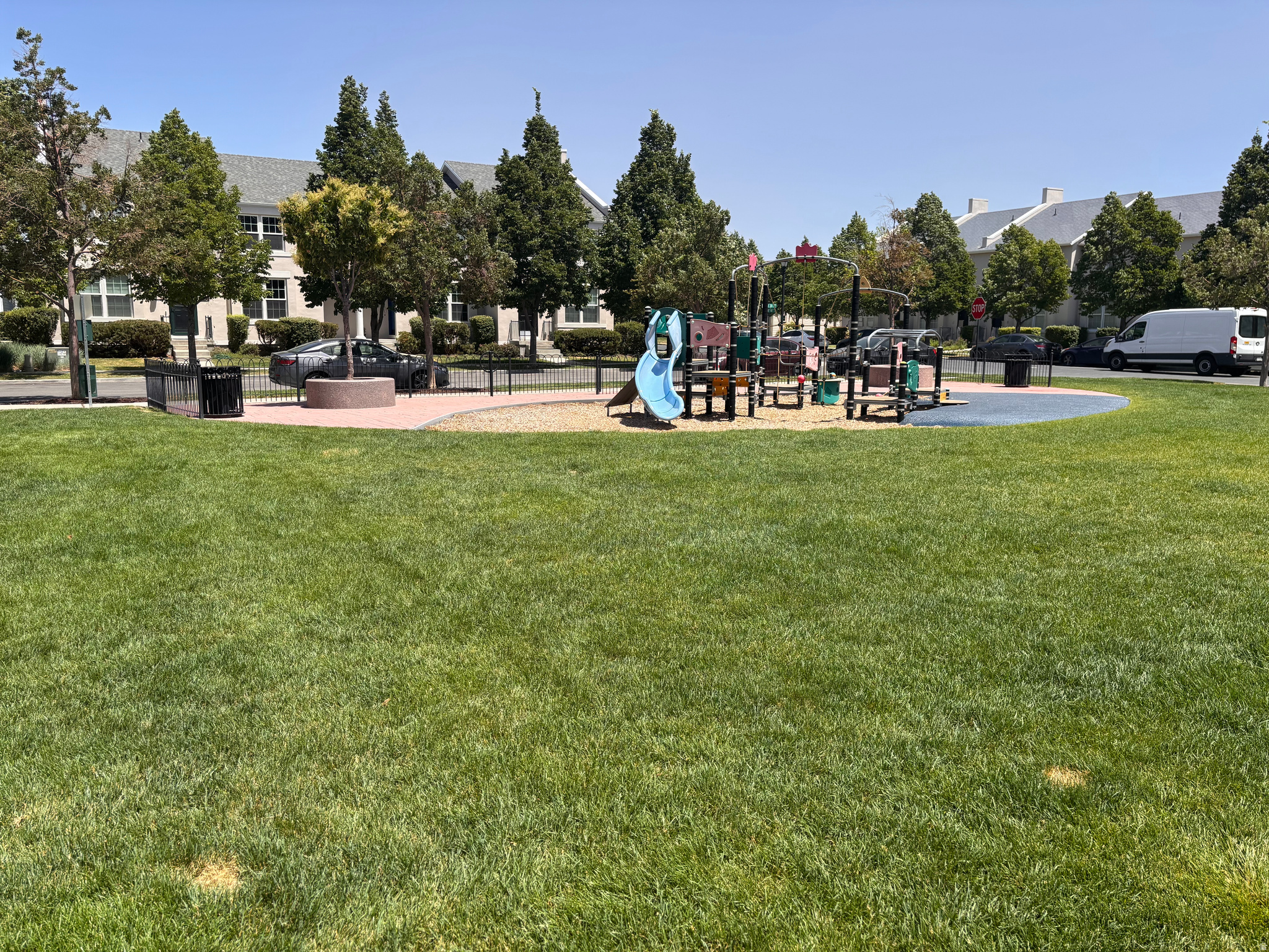 main property photo 26