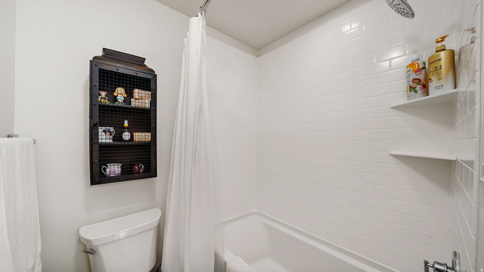 main property photo 66