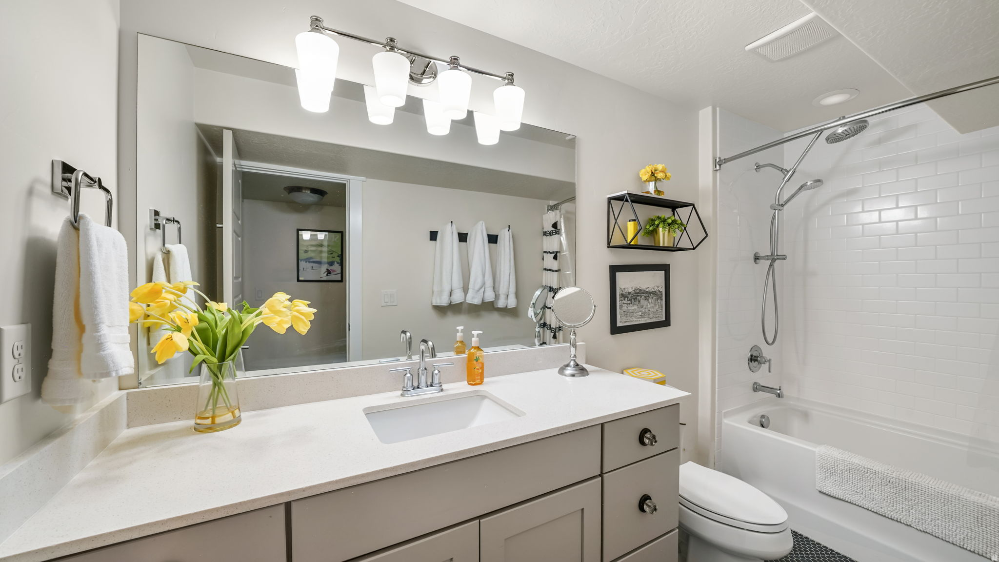 main property photo 75