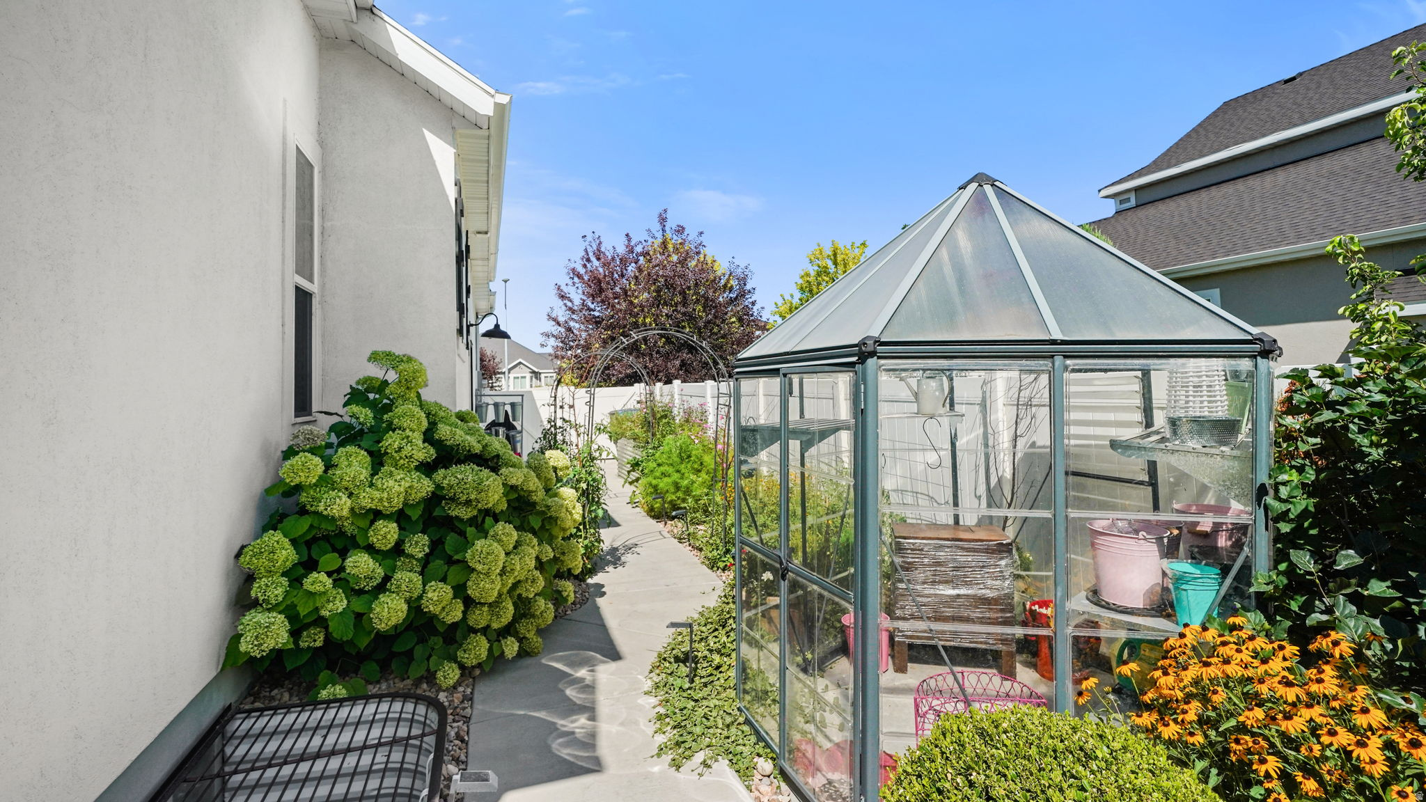 main property photo 82