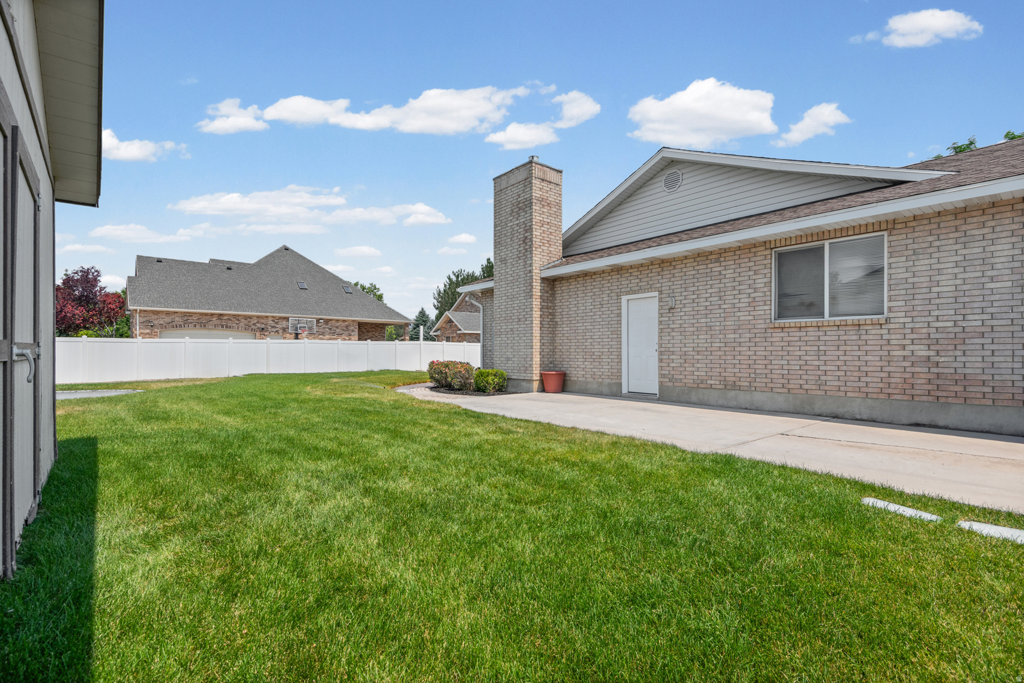 main property photo 48