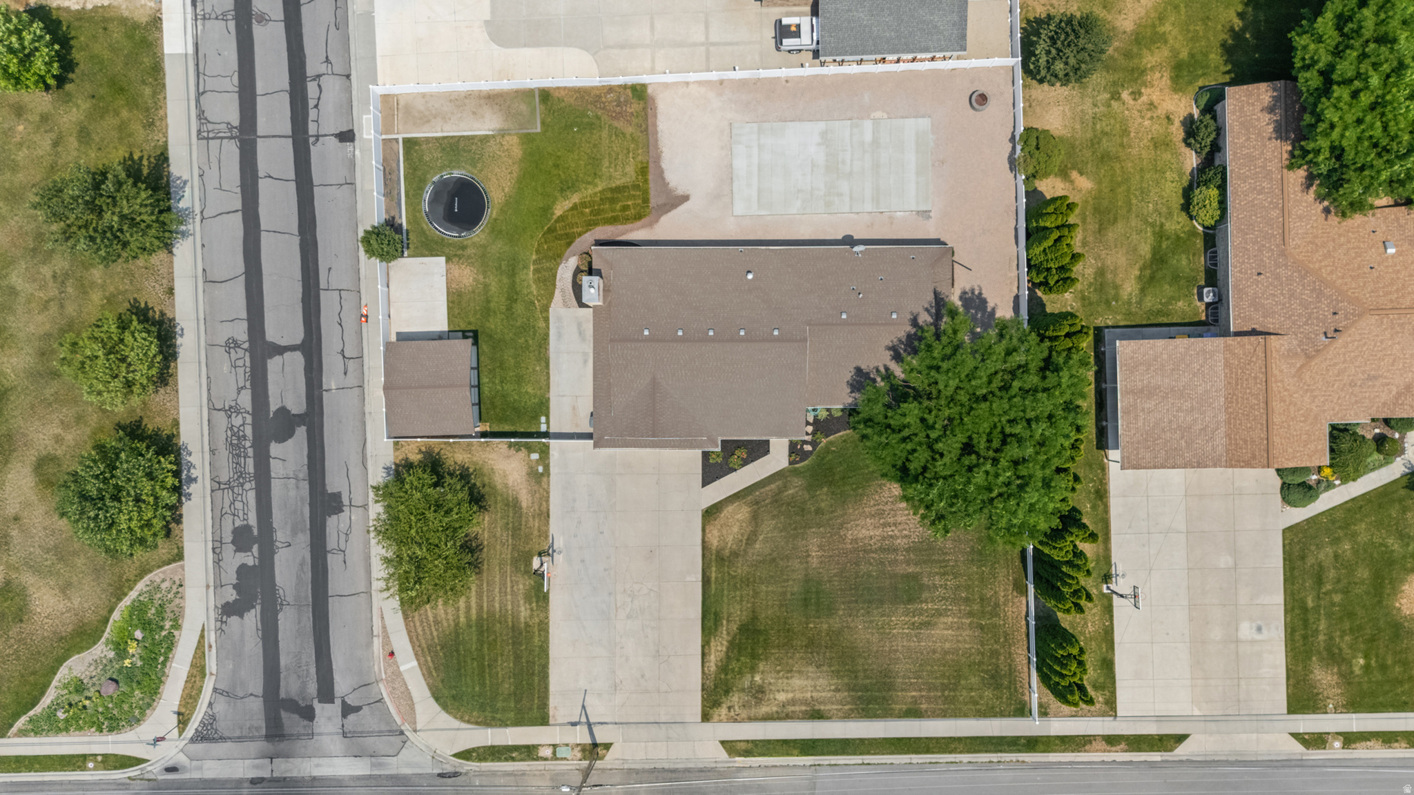 main property photo 53