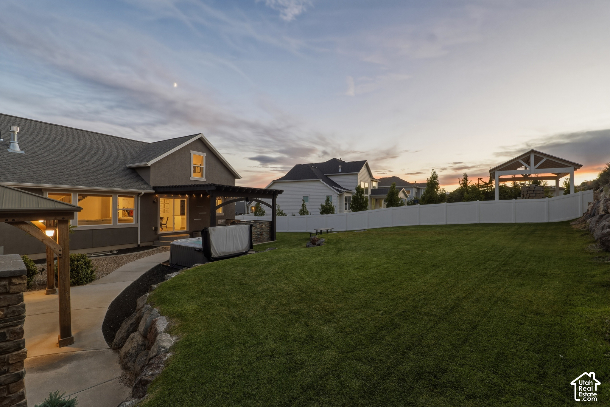 main property photo 103