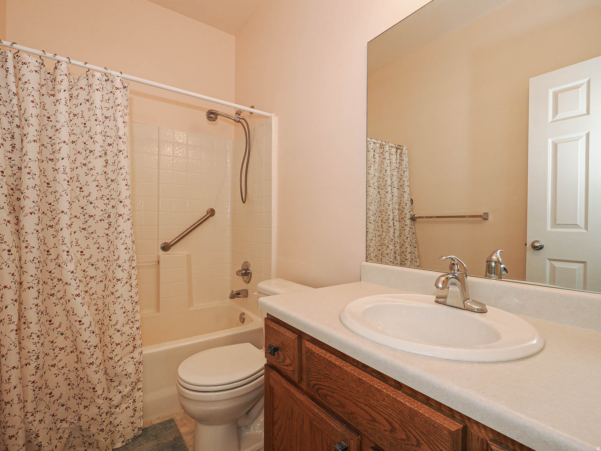 main property photo 27