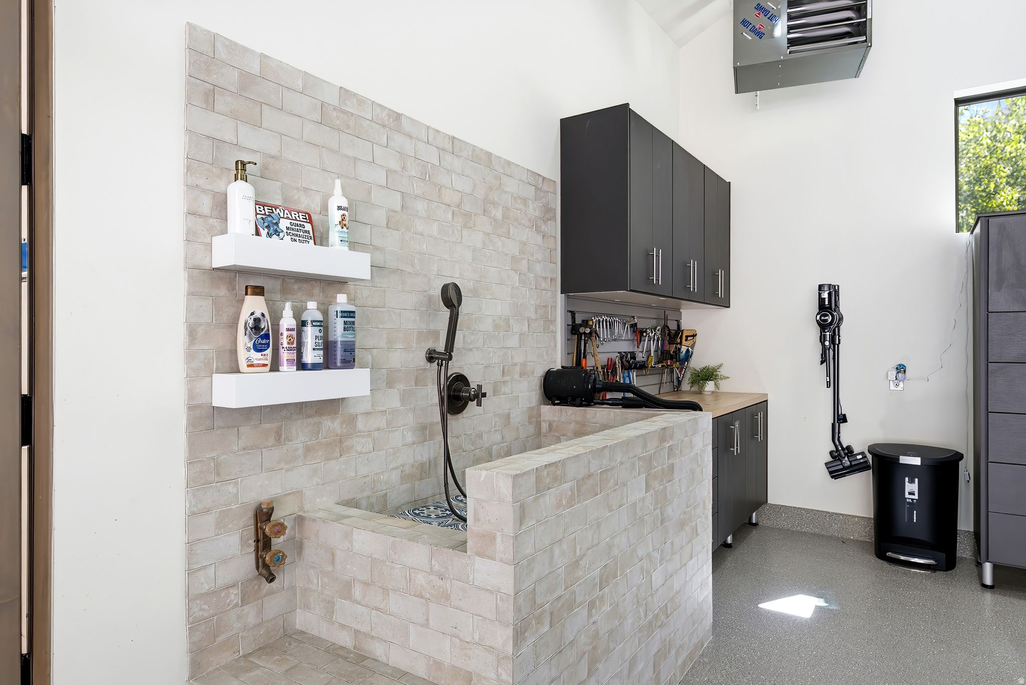 main property photo 143