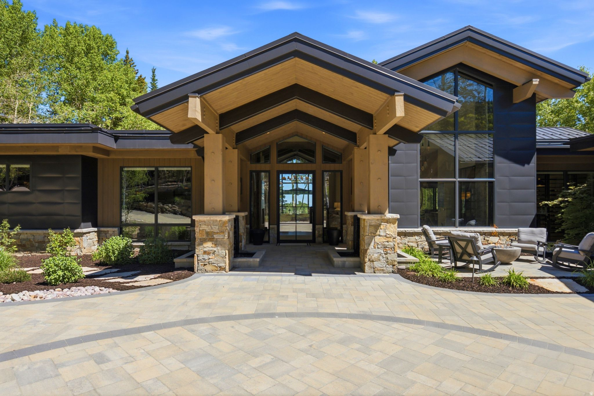 main property photo 144