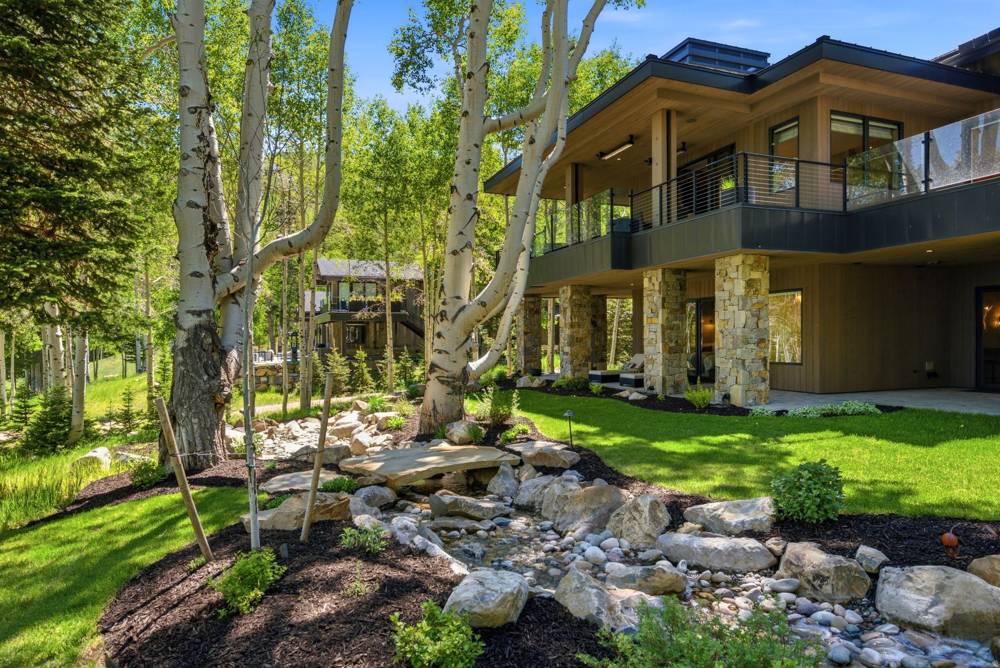 main property photo 154