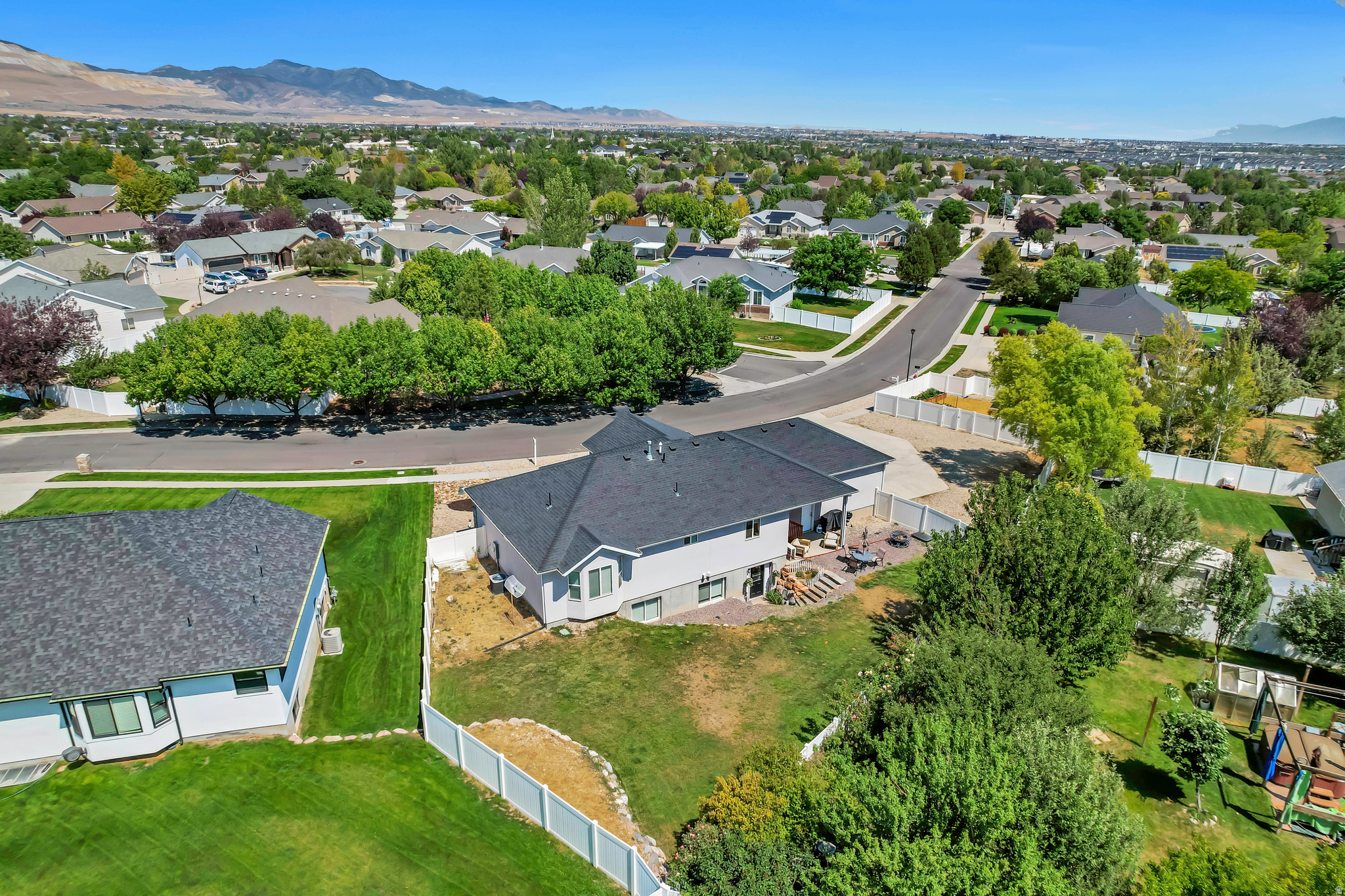 main property photo 68