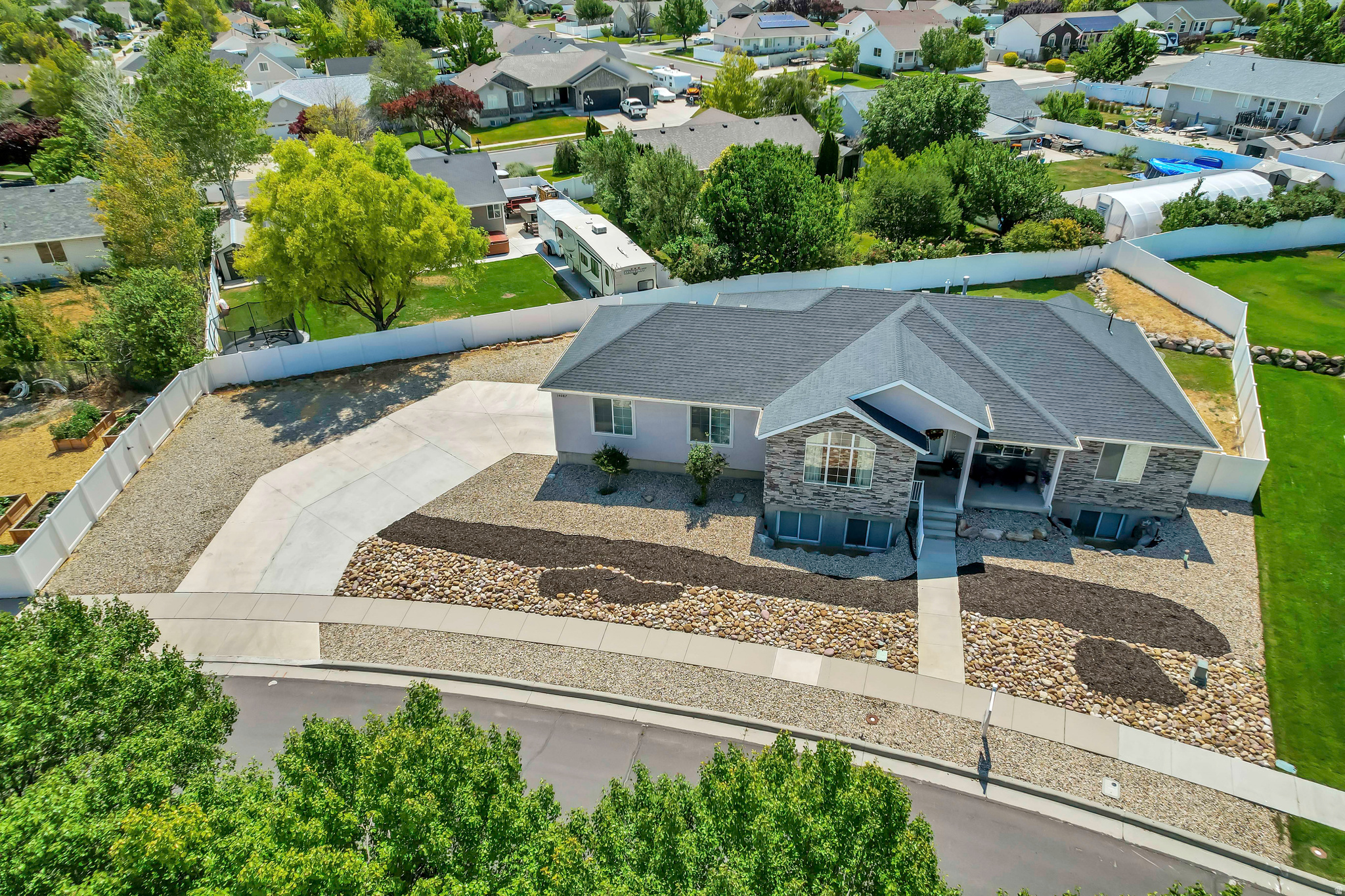 main property photo 71