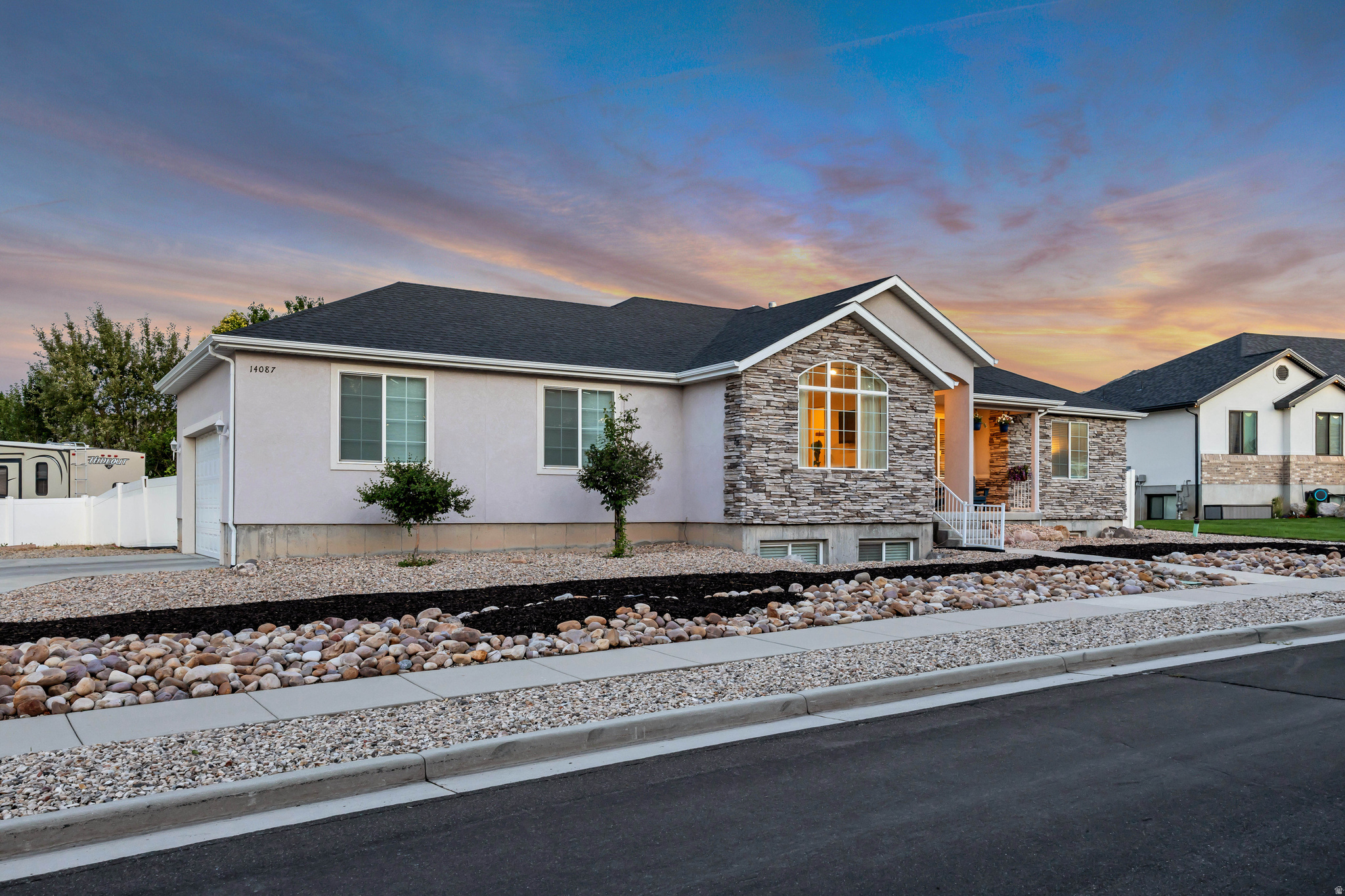 main property photo 79