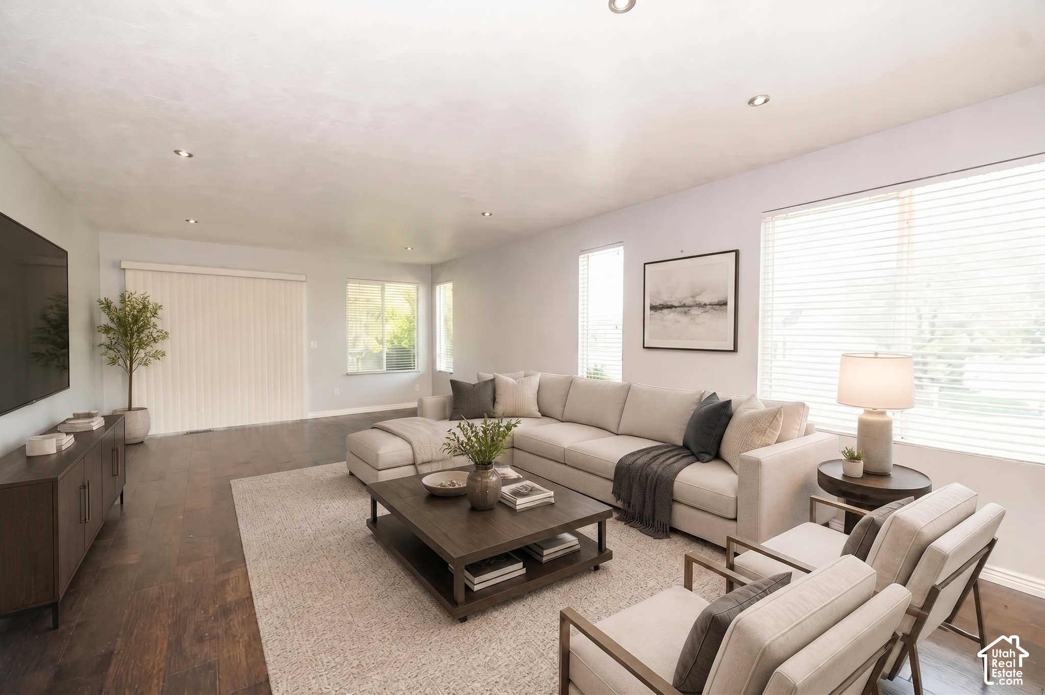 property viewer photo 46