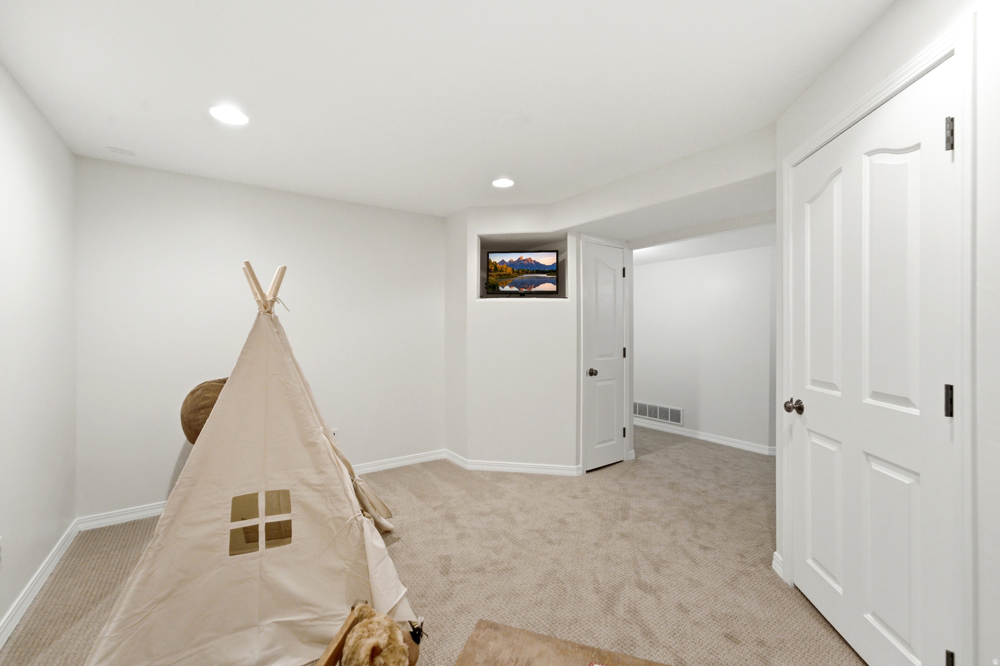main property photo 71