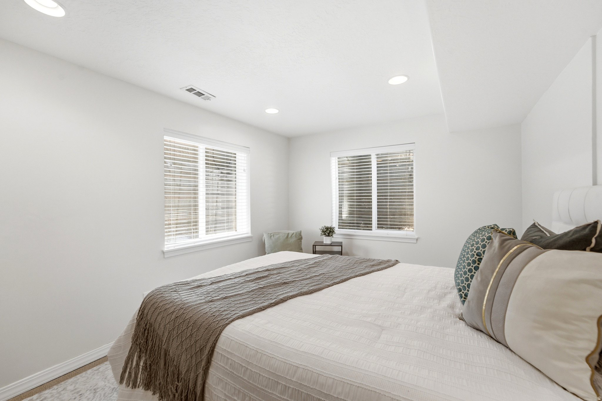 main property photo 73